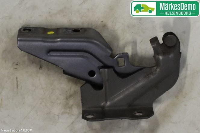 Mitsubishi LANCER 07-14 Huvgångjärn