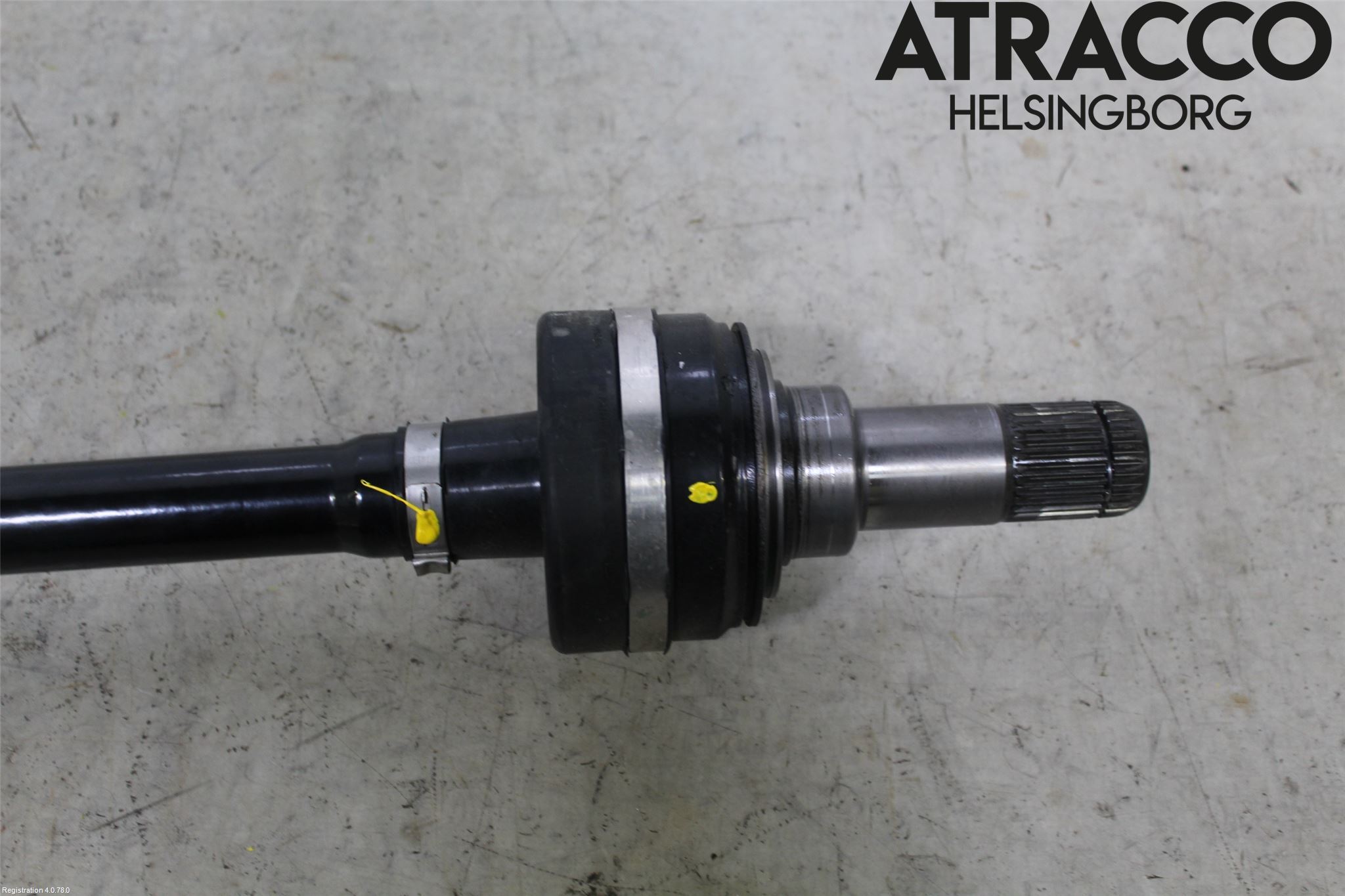 BMW 5 G30/G31/F90 17-23 Drivaxel Bak Höger