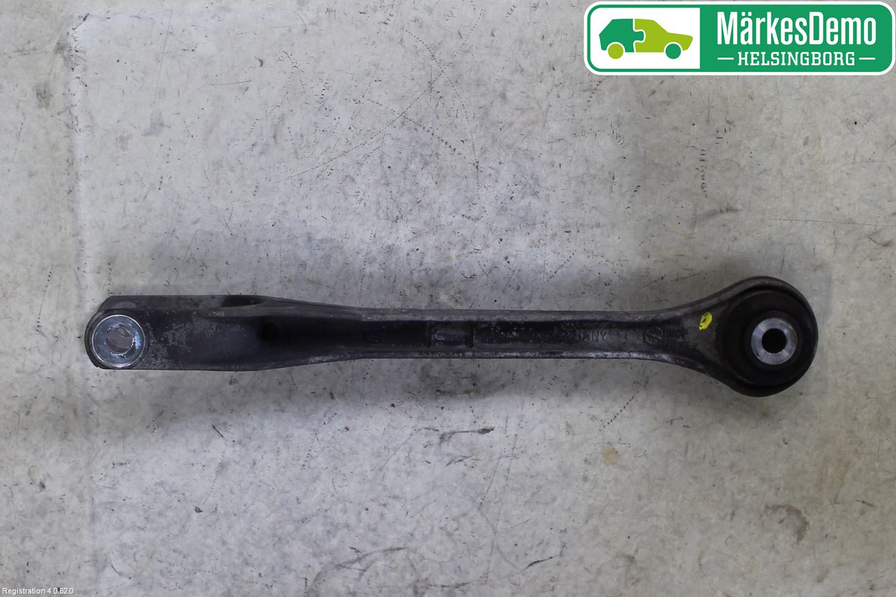 Porsche 911 64- Bärarm Fram Undre Vä