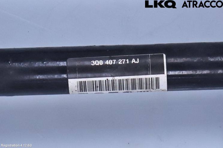 Volkswagen VW PASSAT 20-24 Drivaxel Fram Vänster