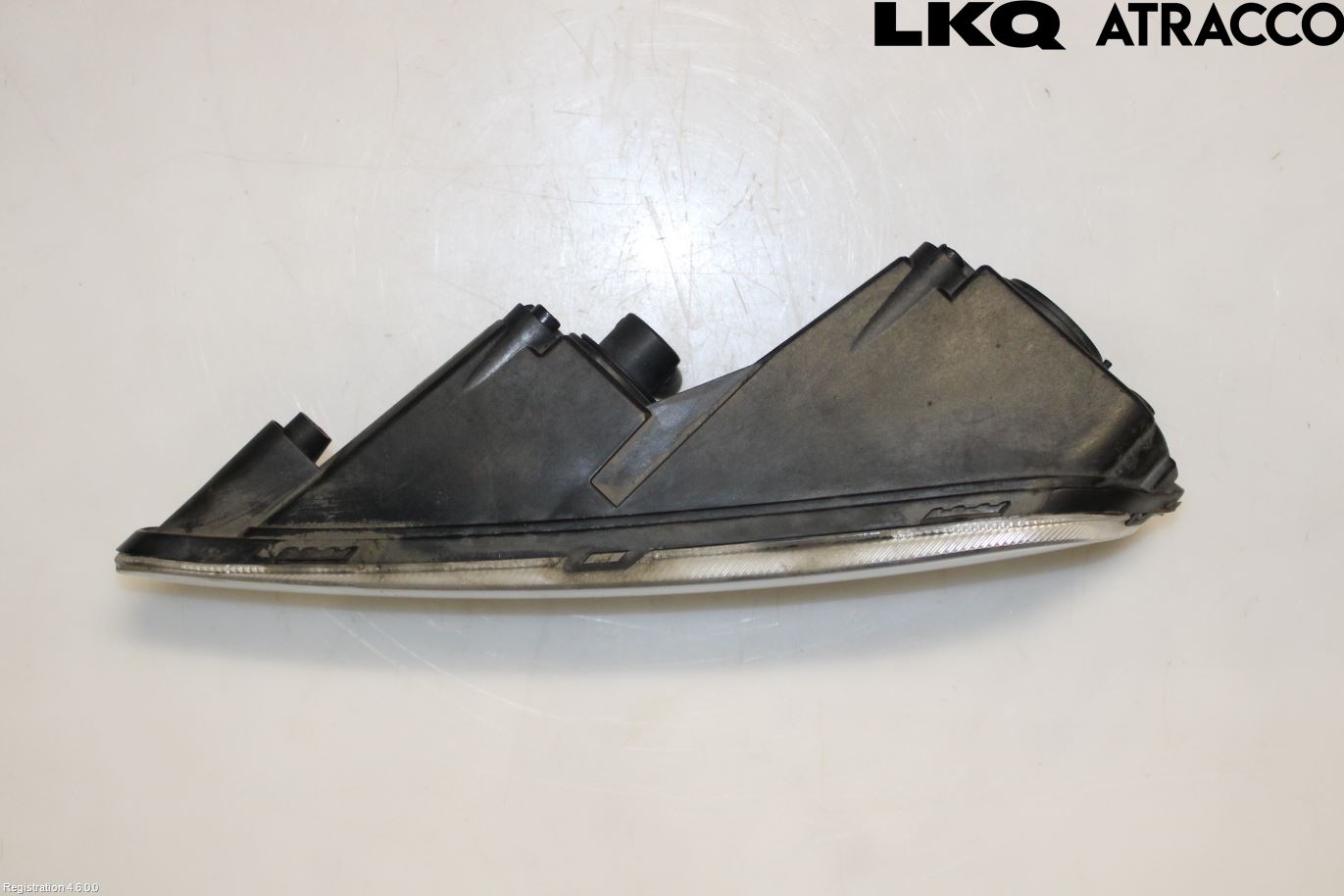 Volkswagen VW PASSAT 11-14 Dimljus-Varselljus Fram