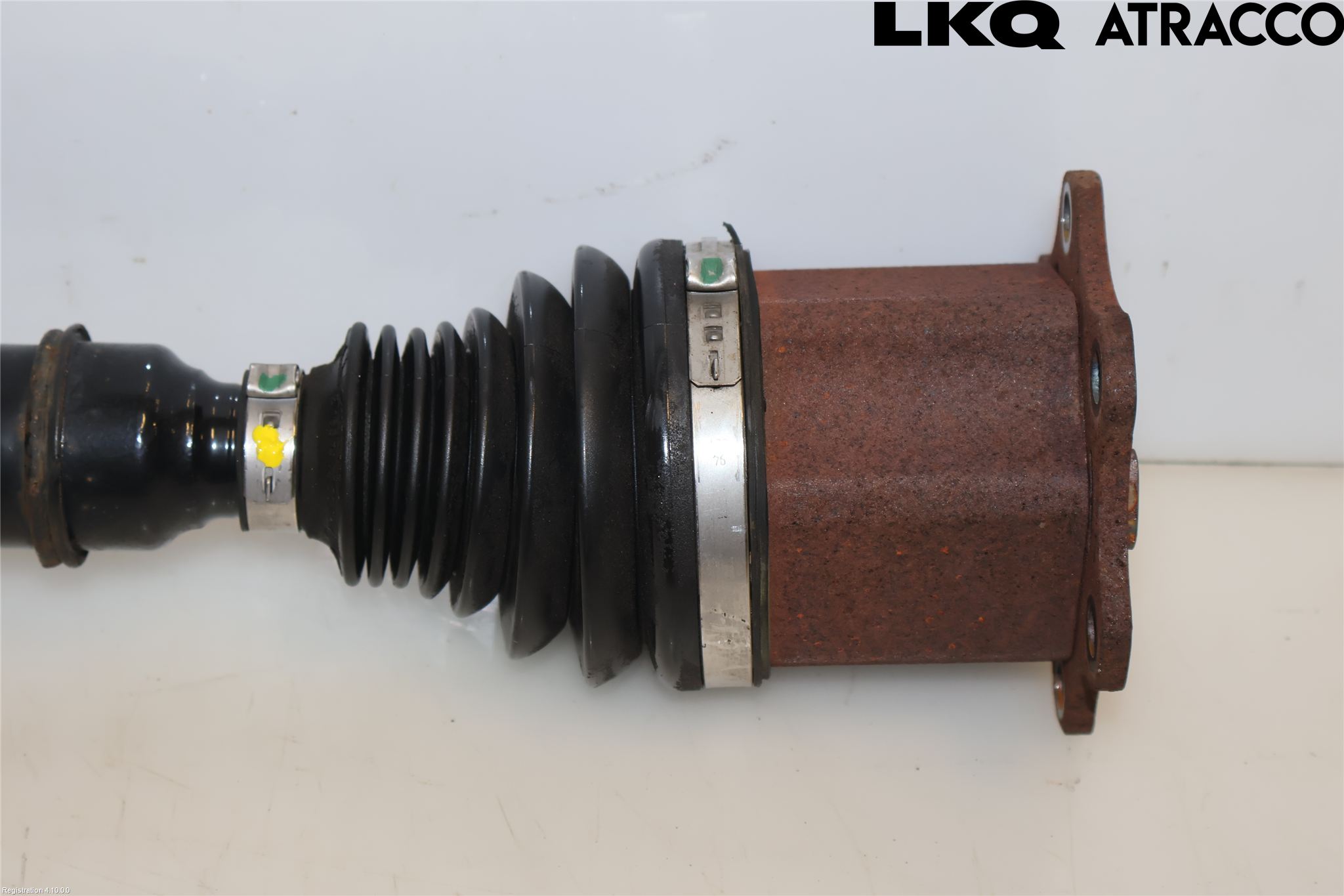 Volkswagen VW PASSAT 11-14 Drivaxel Fram Höger