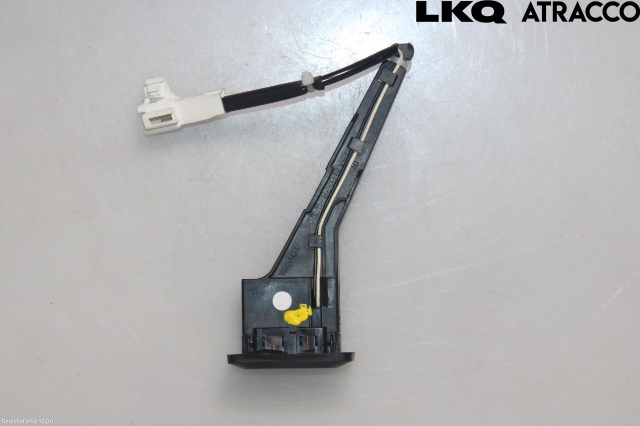 Toyota RAV4 13-18 Strömställare Baklucka