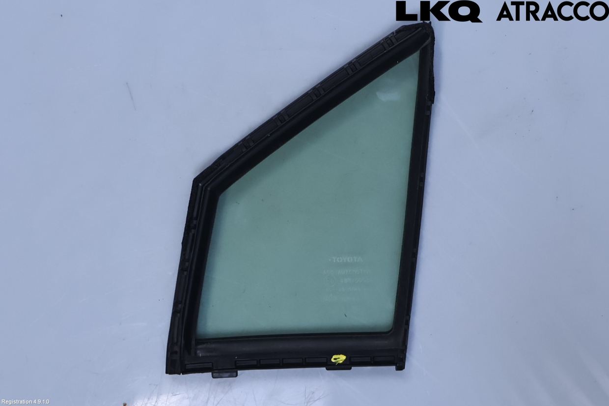 Toyota PRIUS (ZVW50) 16-21 Dörruta Fram Lilla Hö