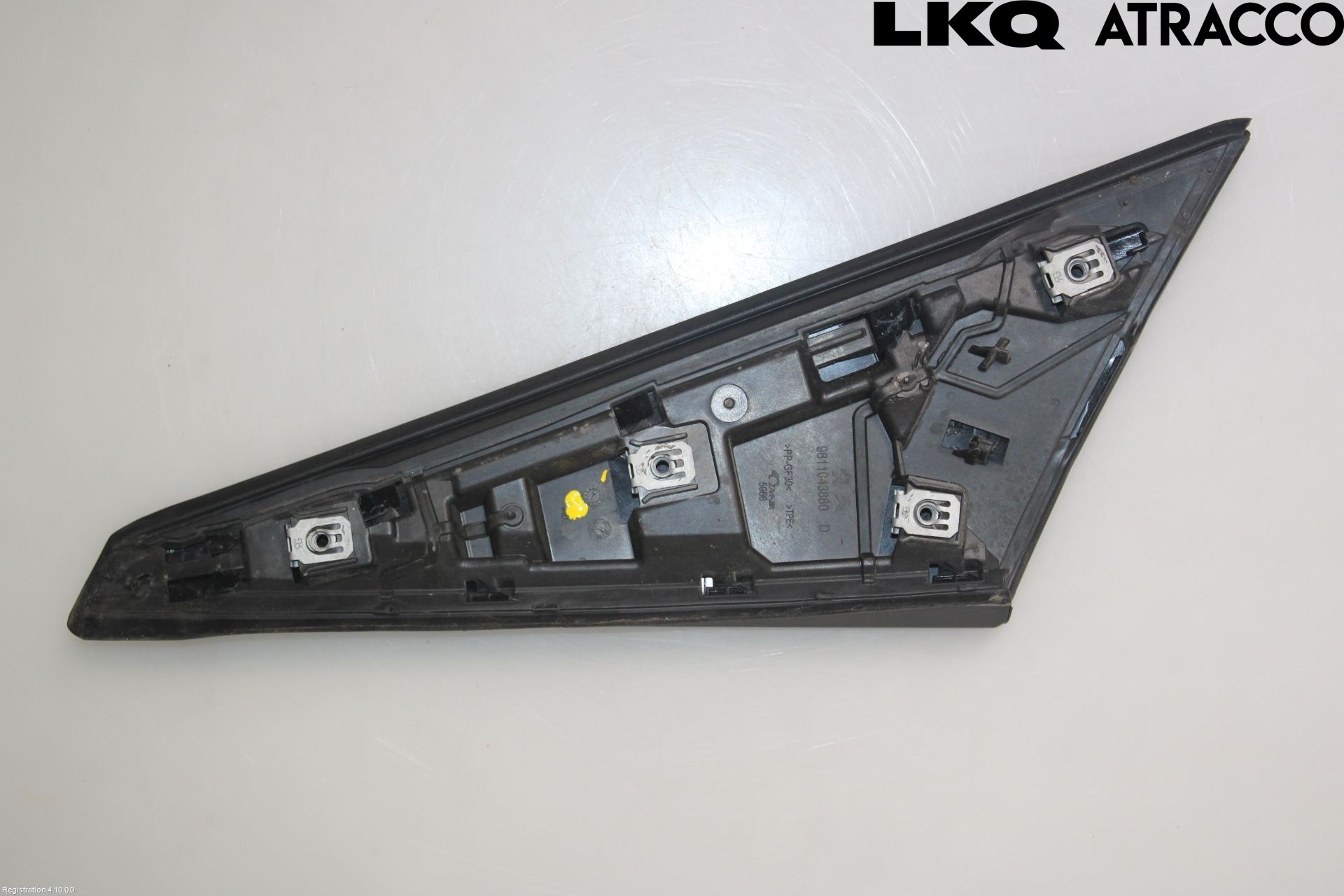 Peugeot 3008 17-24 Spoiler Baklucka