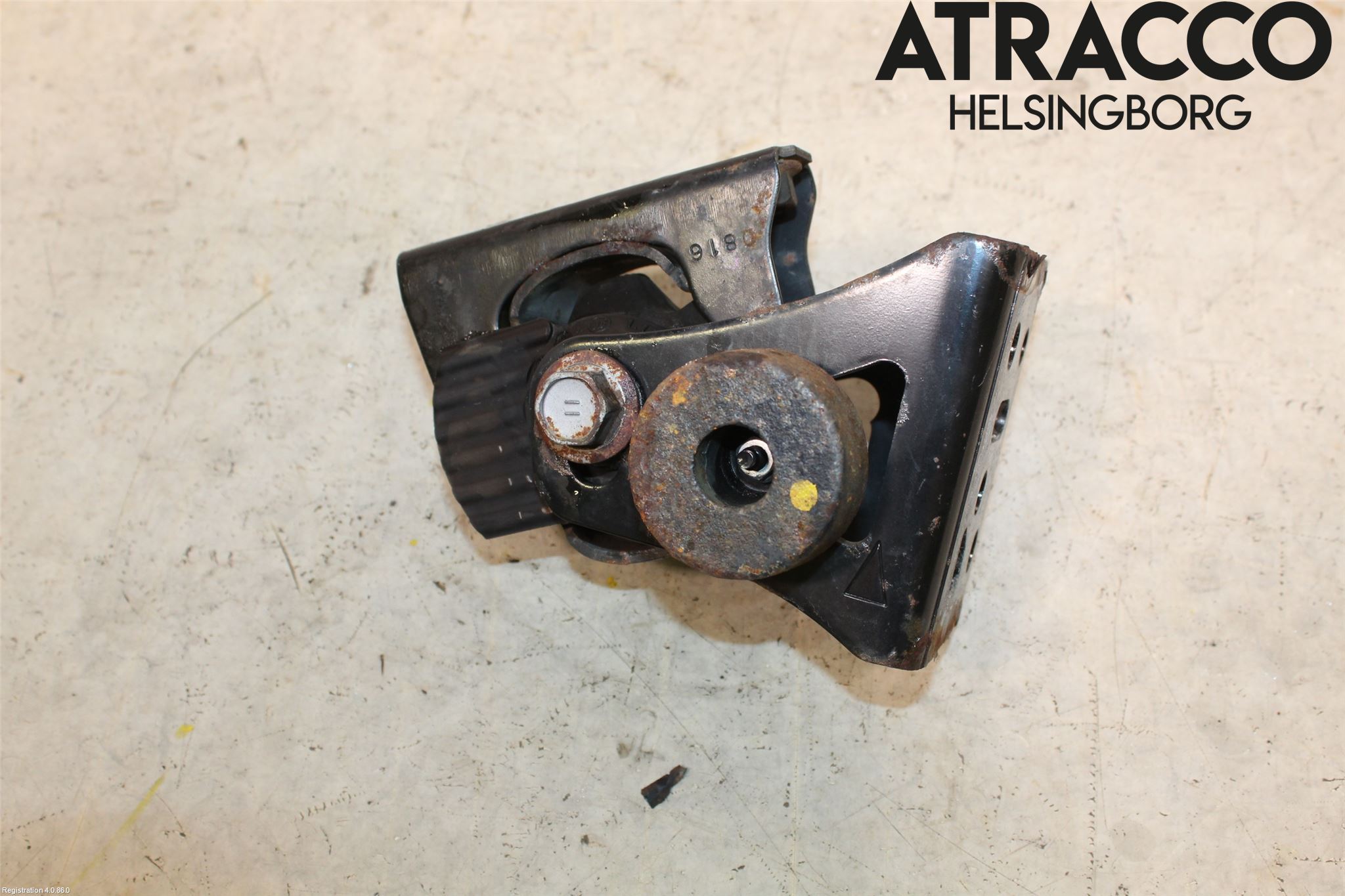 Toyota AVENSIS 16-18 Motorfäste