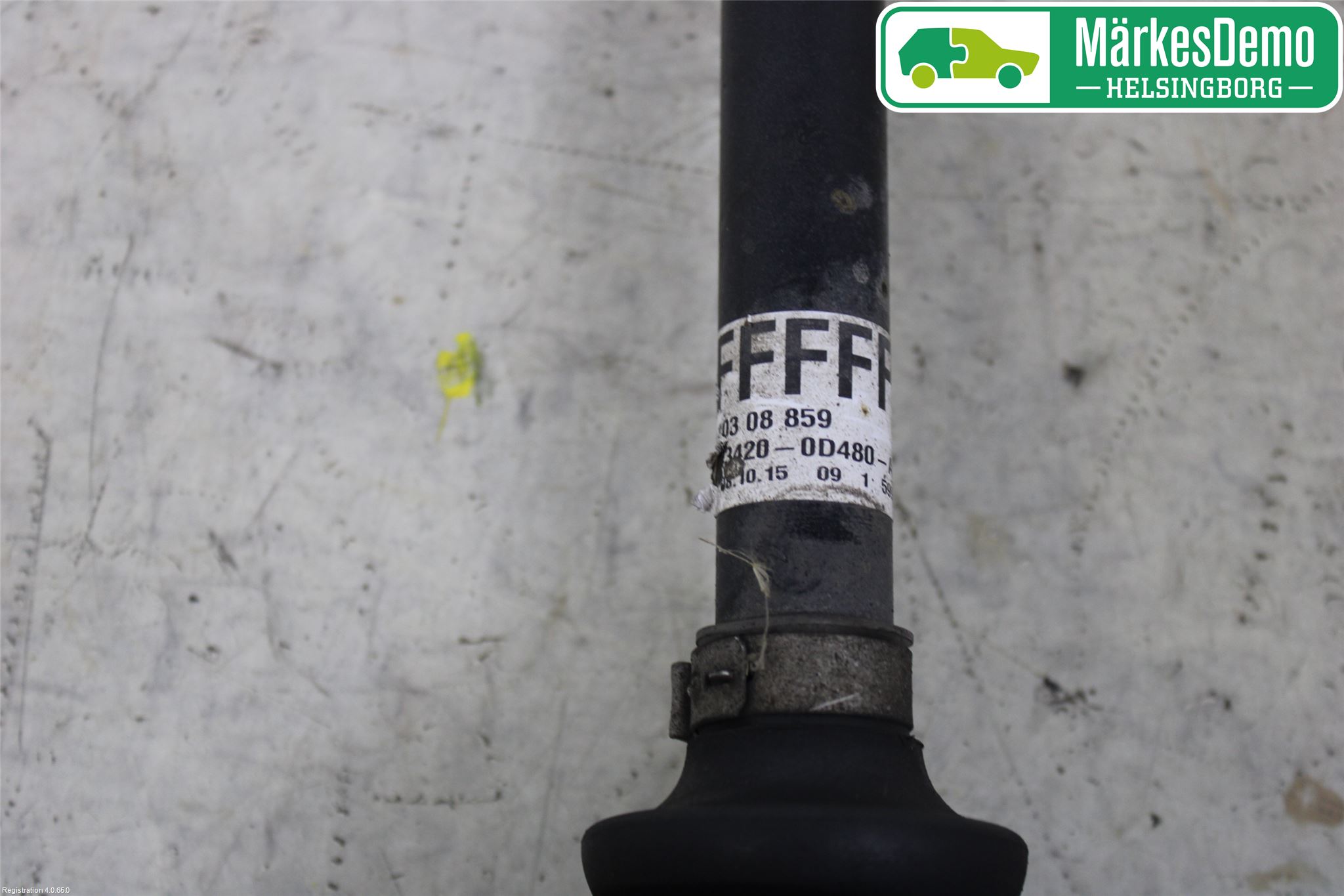 Toyota YARIS XP130 15-20 Drivaxel Fram Vänster