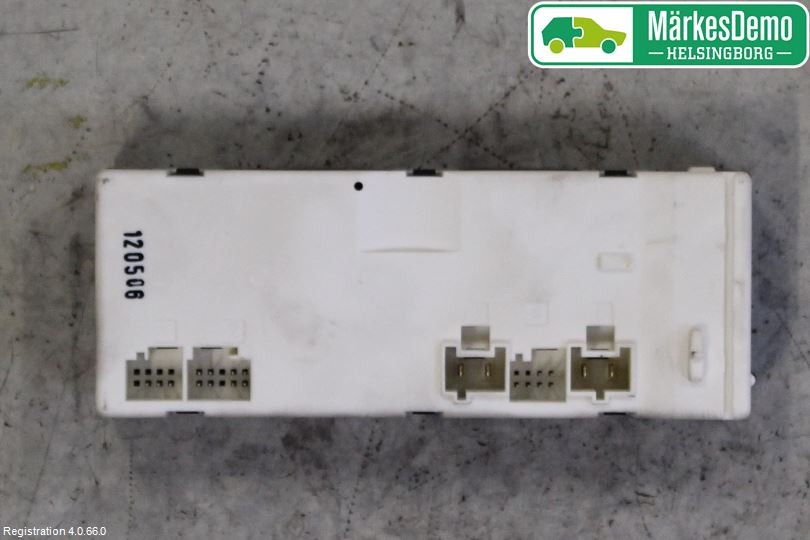 Mercedes-Benz MB GLK-KLASS (X204) 08-16 Styrenhet Baklucka