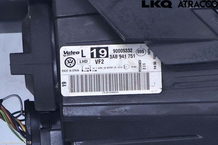 Volkswagen VW PASSAT 11-14 Strålkastare Vänster