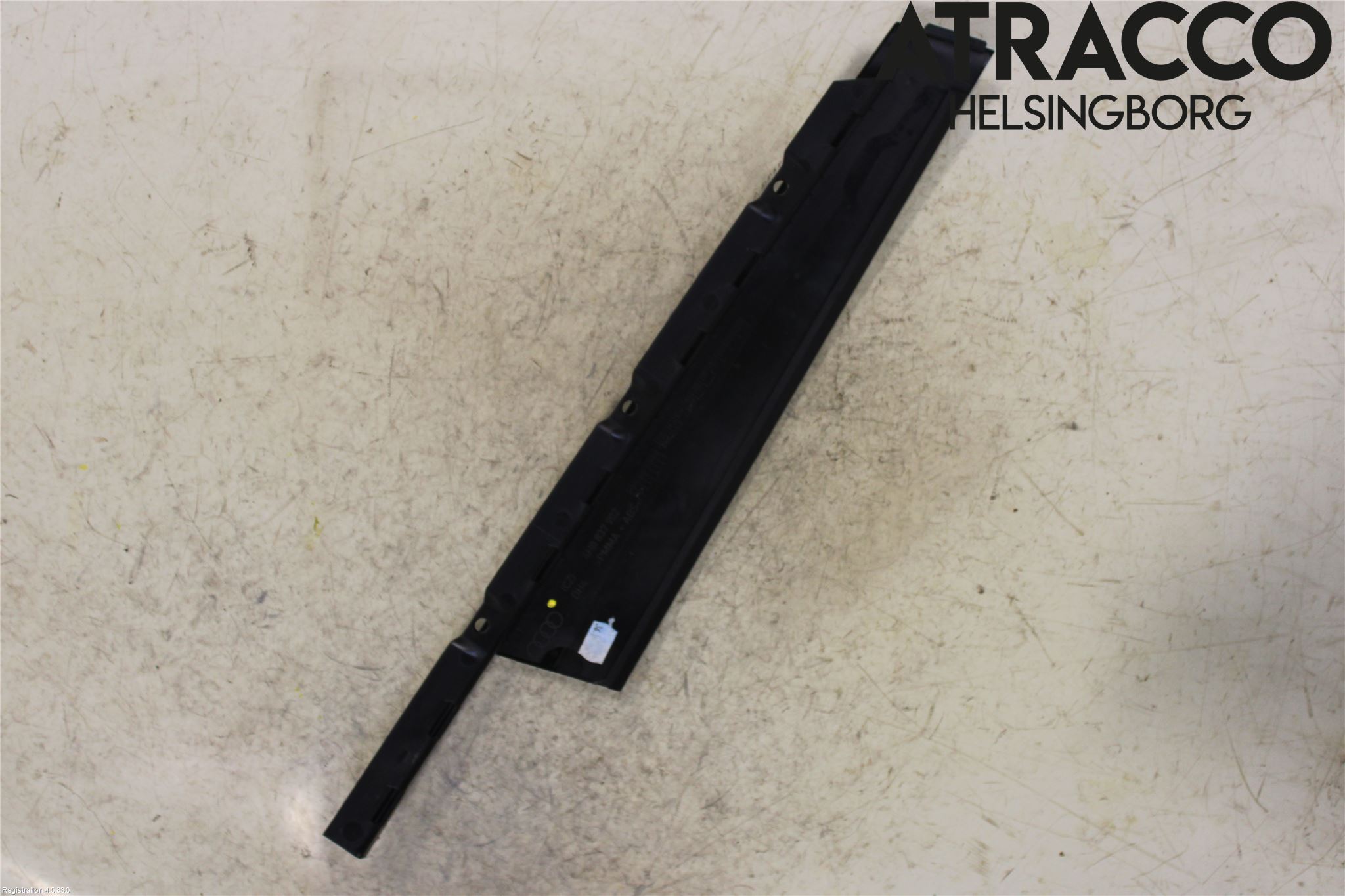 Audi A8/S8 4H 10-17 Dörr Dekorlist Fram Hö