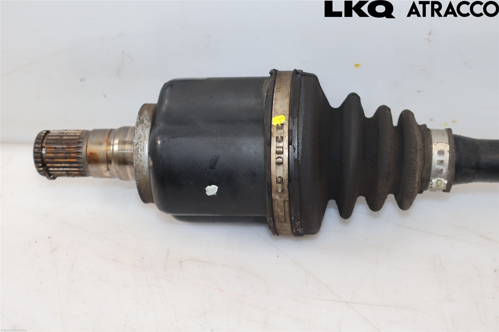 BMW 2 F45 Active Tourer 14-21 Drivaxel Fram Vänster