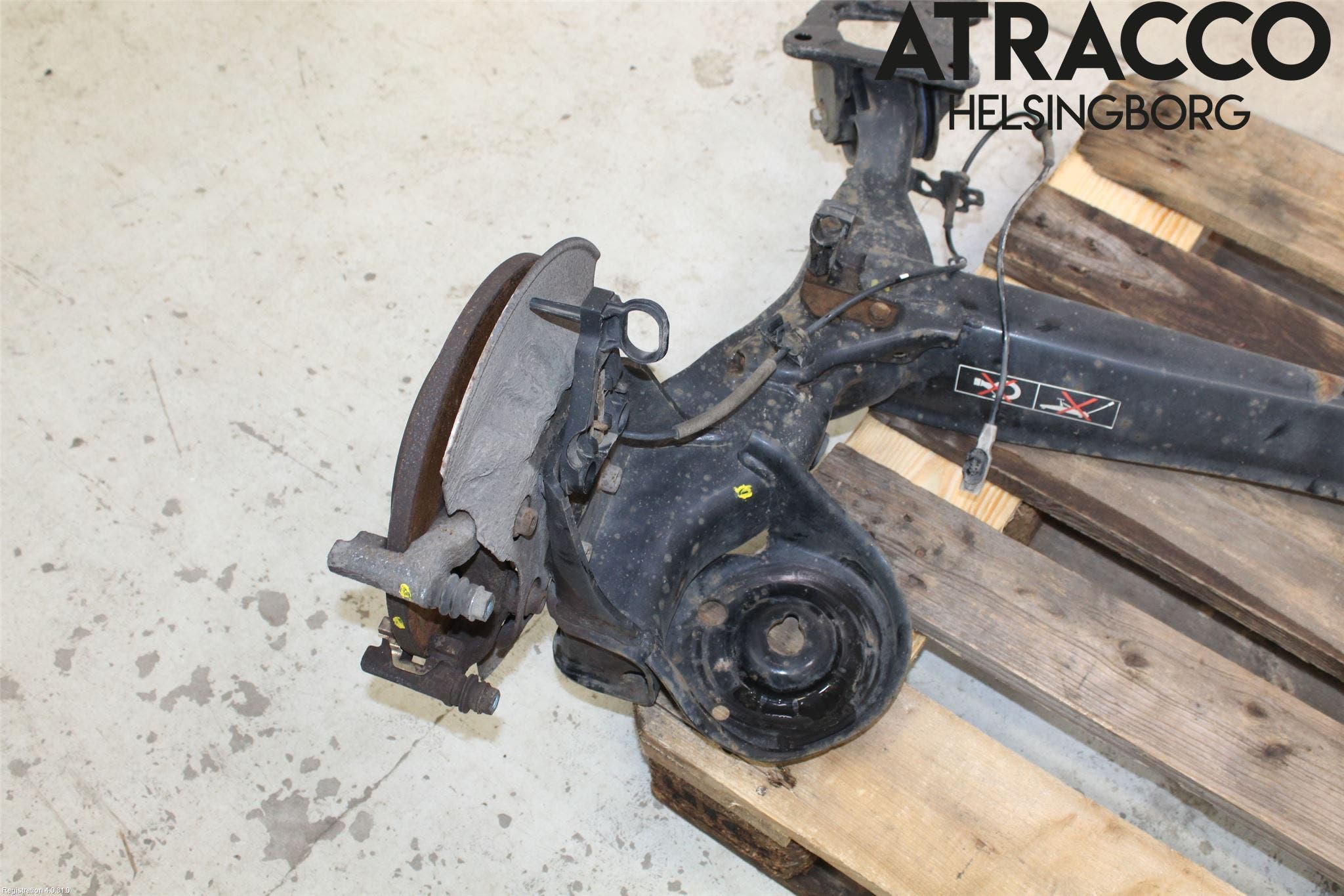 Peugeot PARTNER 08-15 Bakaxel