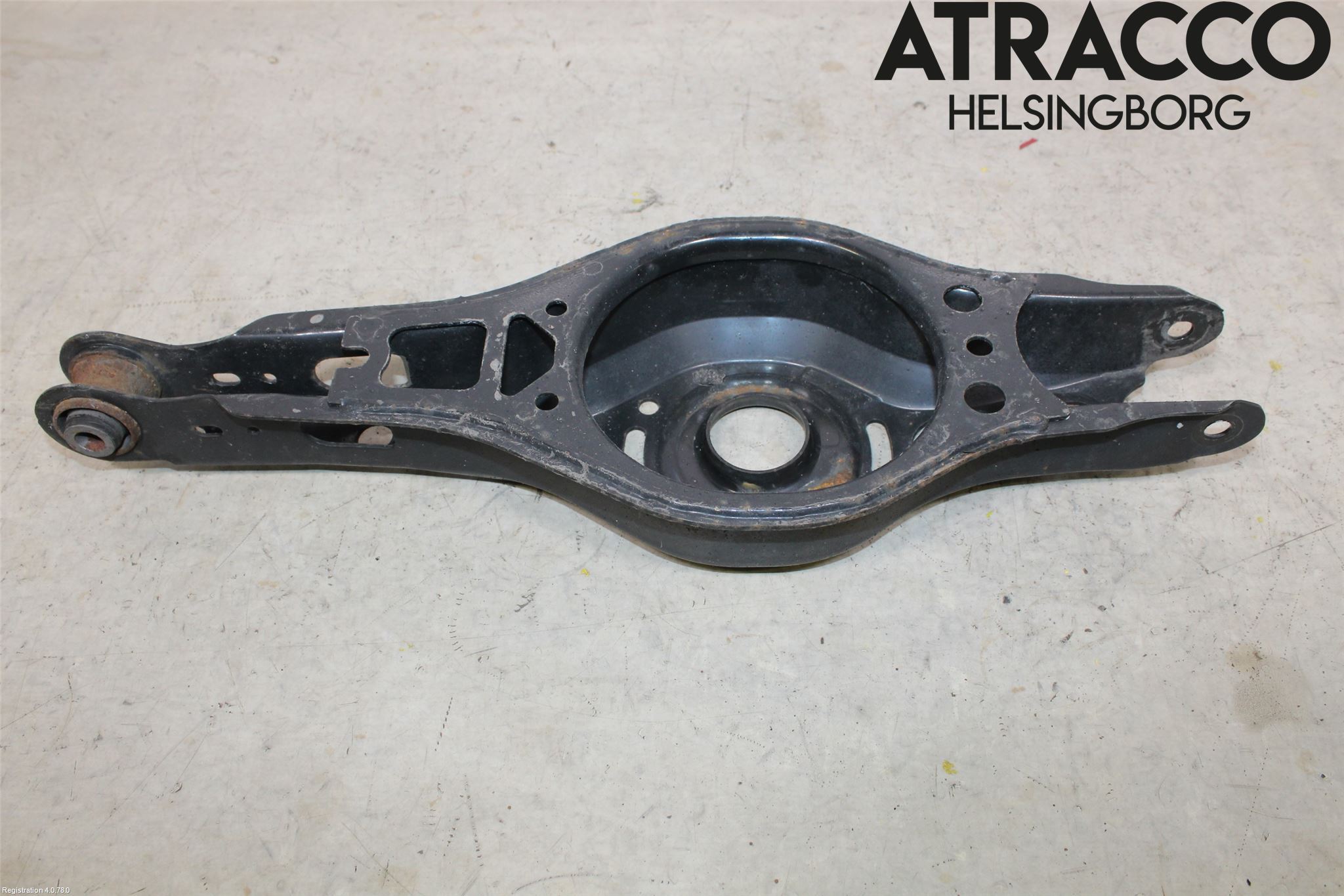 Toyota COROLLA 19- Bärarm Bak Höger