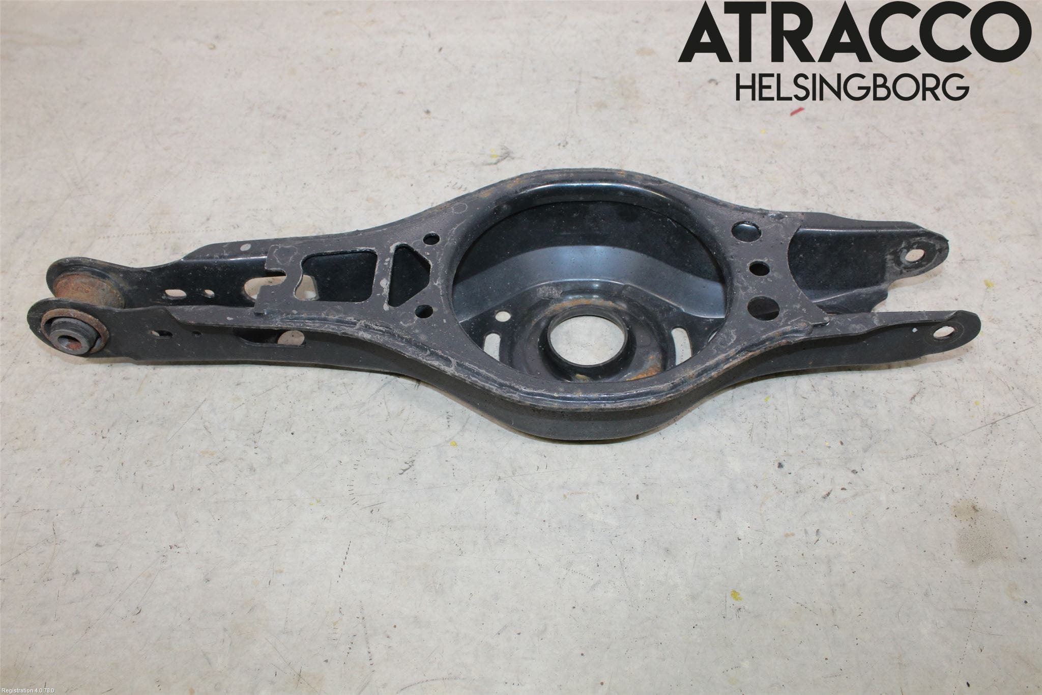 Toyota COROLLA 19- Bärarm Bak Höger