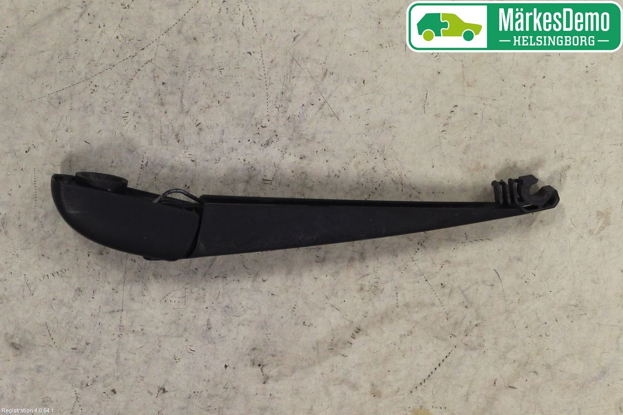 Toyota VERSO 09-18 Torkararm-Bakruta
