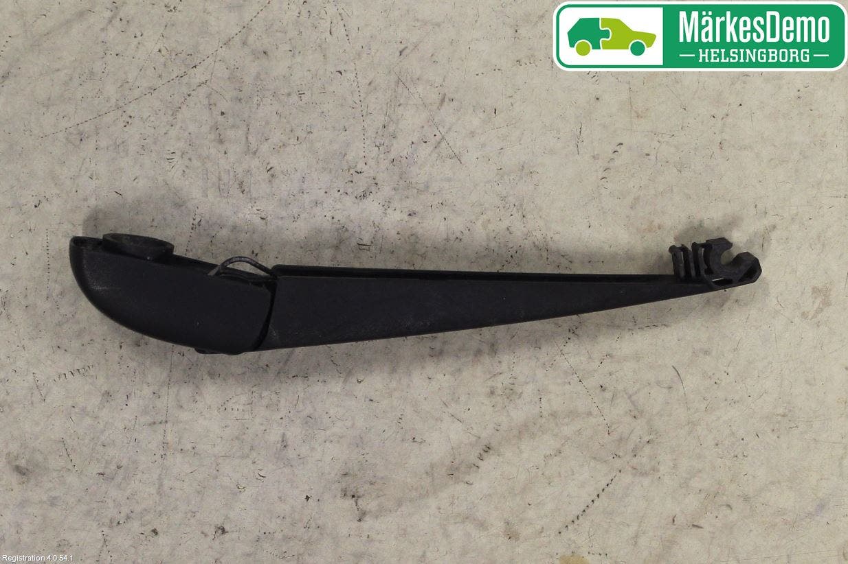 Toyota VERSO 09-18 Torkararm-Bakruta