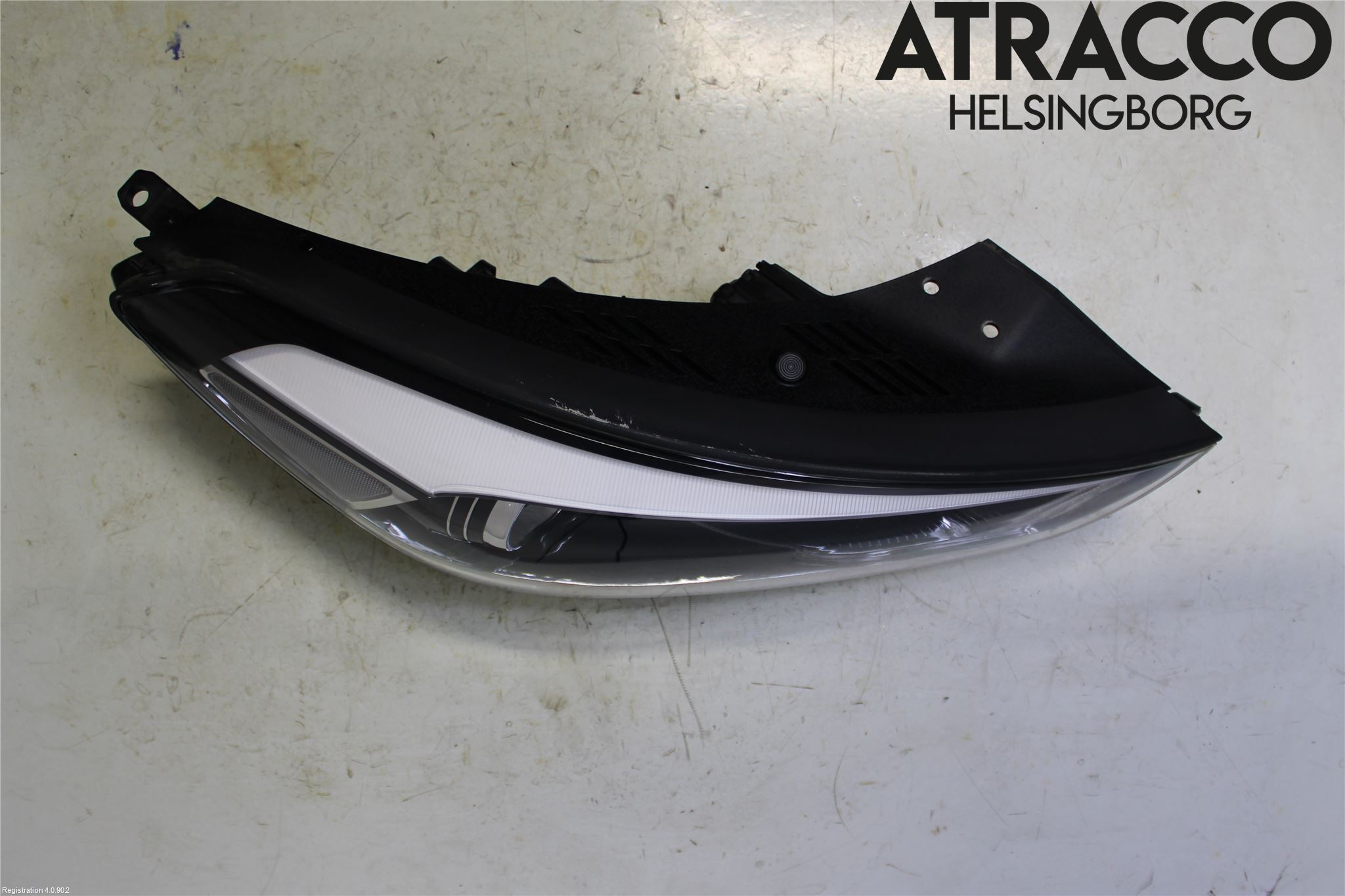 Hyundai TUCSON 05- Strålkastare Höger