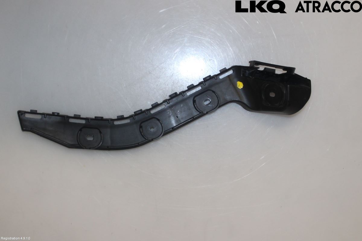 Skoda RAPID Stötfångarfäste Bak Hö