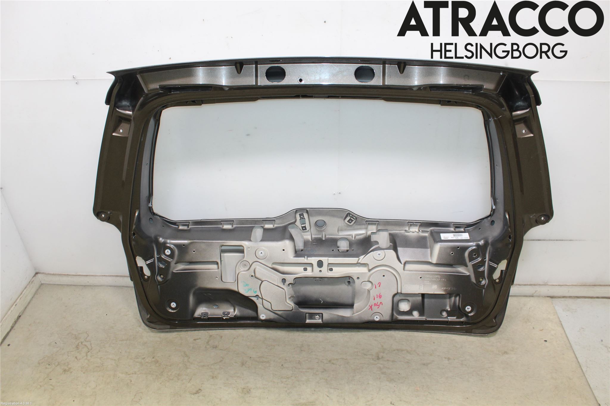 Volvo XC70 14-16 Baklucka Kombi