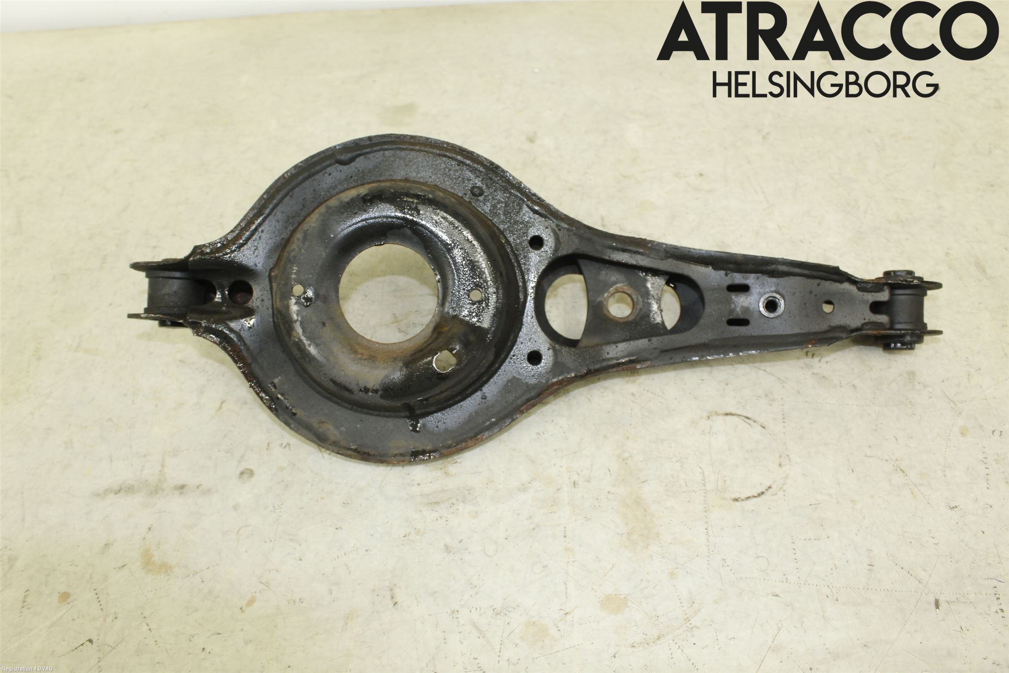 Volvo V40 12-19 Bärarm Bak Höger