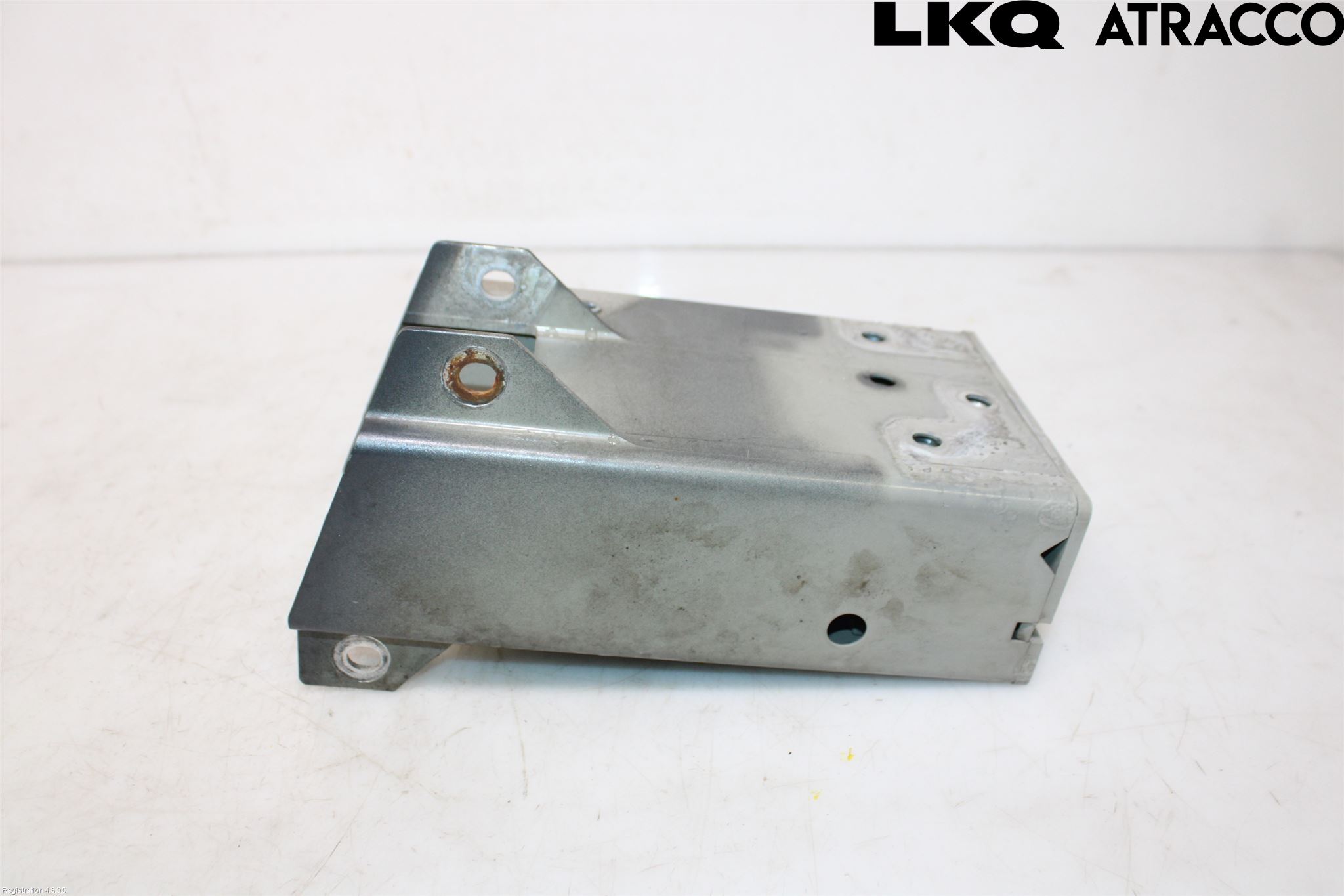 Volvo XC60 18- Stötfångarbärjärn Fram