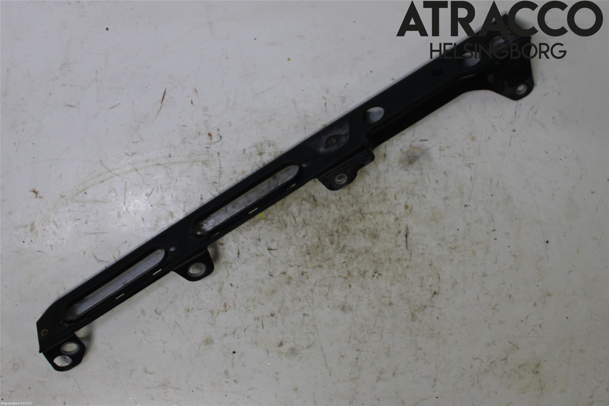 Landrover RANGE ROVER SPORT (L494) 14-22 Skärmfäste Fram Hö