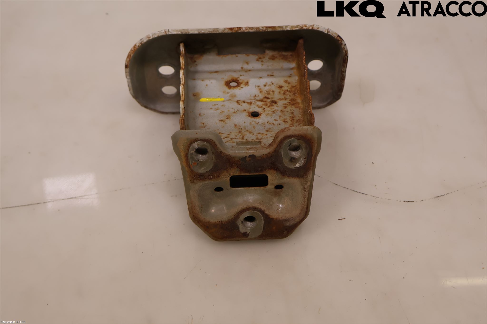 Toyota YARIS XP130 12-14 Stötfångarbärjärn Fram