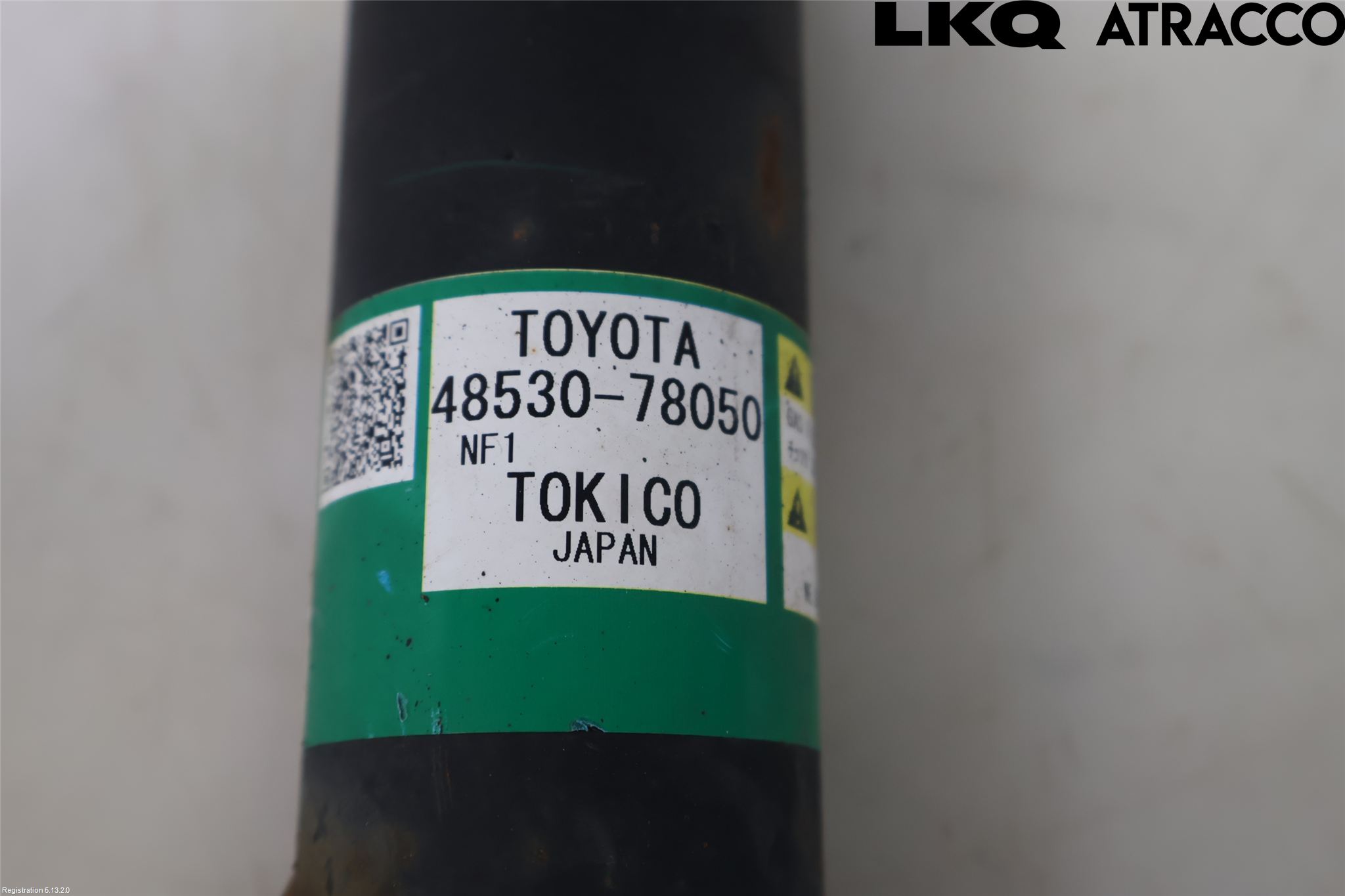 Lexus NX 300h 15-21 Stötdämpare Bak