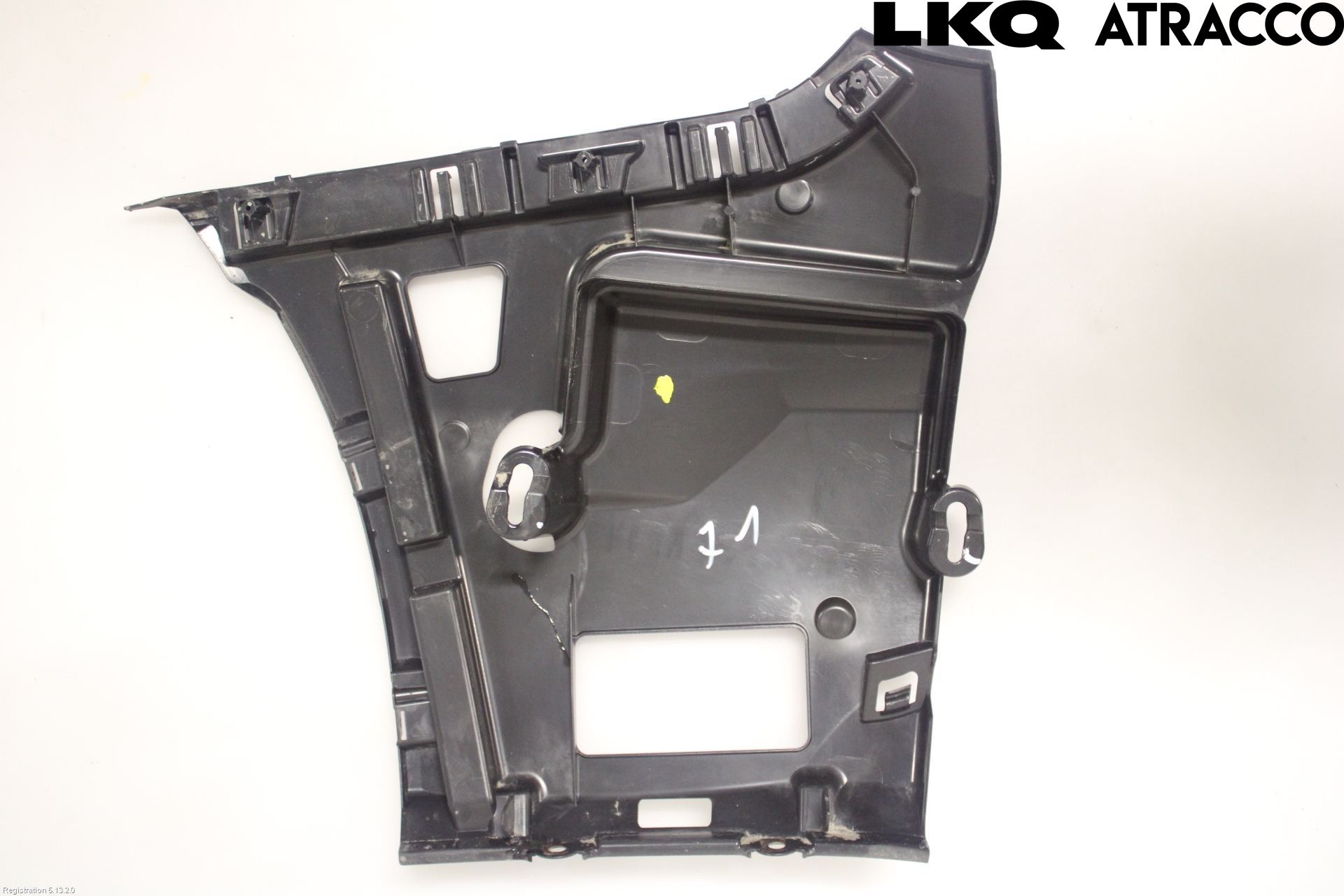 BMW 3 F30/F31/F80 12-19 Stötfångarfäste Bak Hö