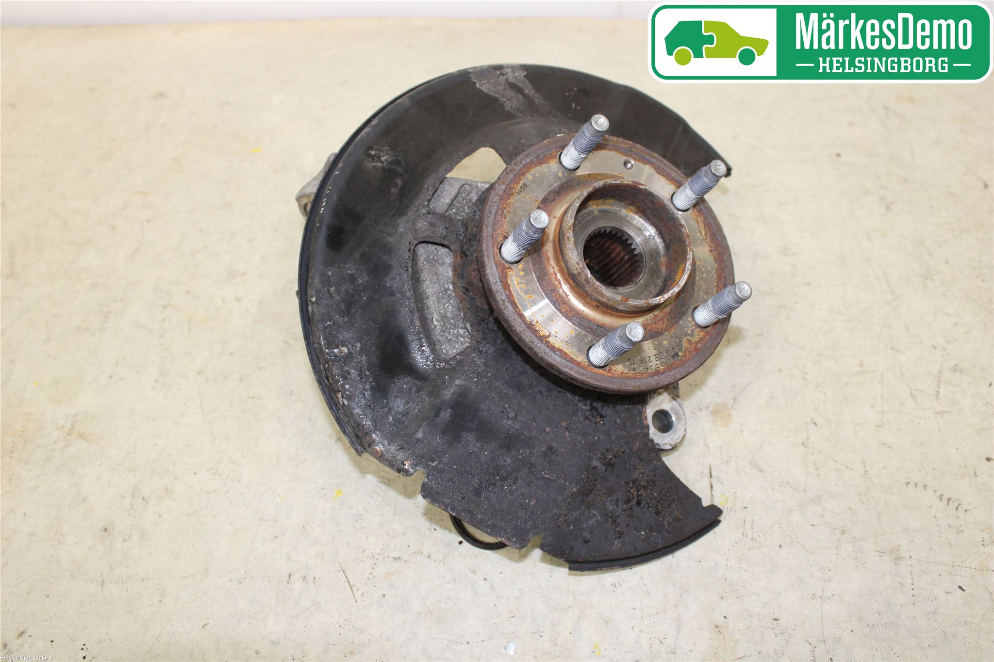 GM CHEVROLET ORLANDO Styrspindel Lagerhus Hö