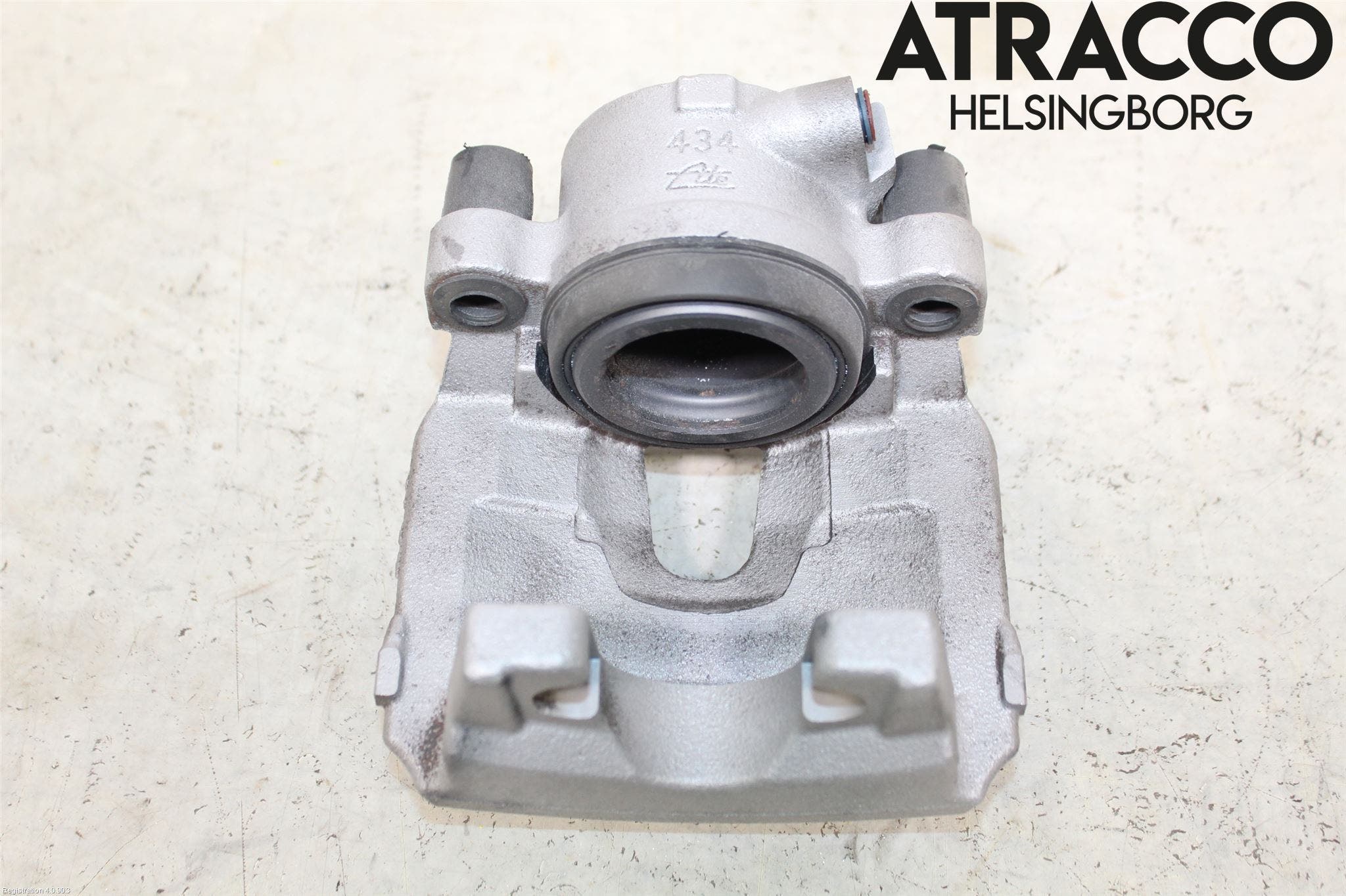 Volvo V90 17->> Bromsok Fram Höger