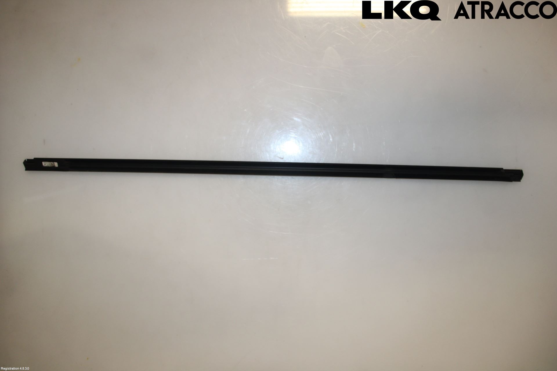Volkswagen VW TIGUAN 16-24 Dörr Dekorlist Bak Vä