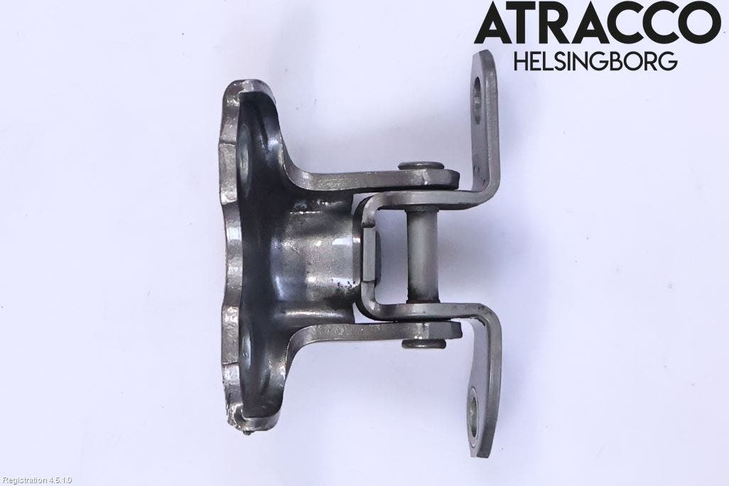 Toyota YARIS XP130 15-20 Dörrgångjärn