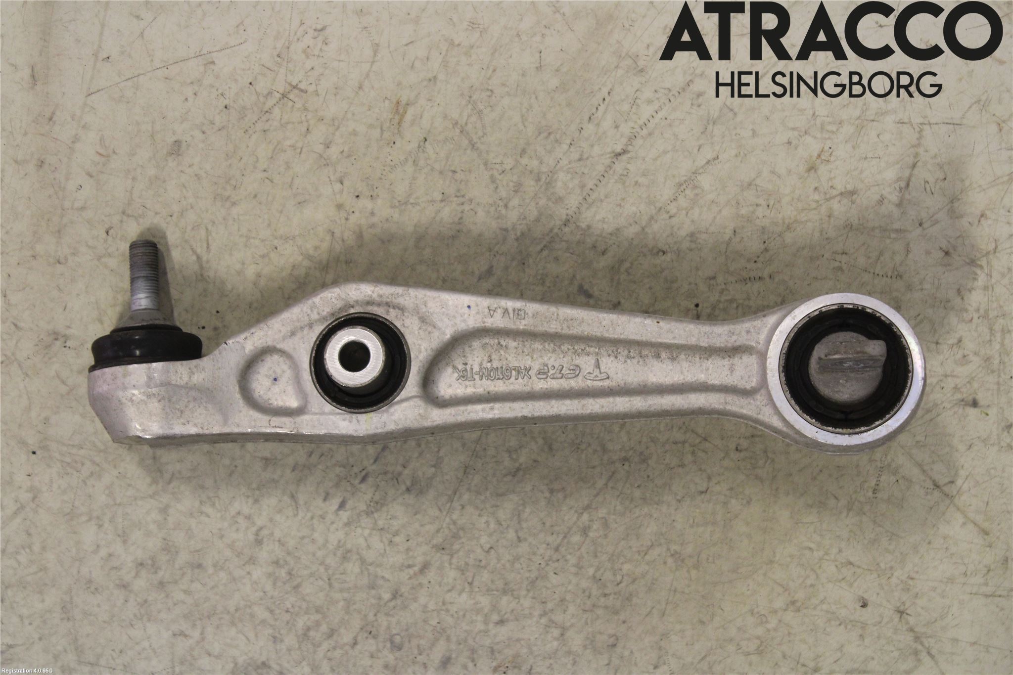 Tesla MODEL 3 17- Bärarm Fram Undre Hö