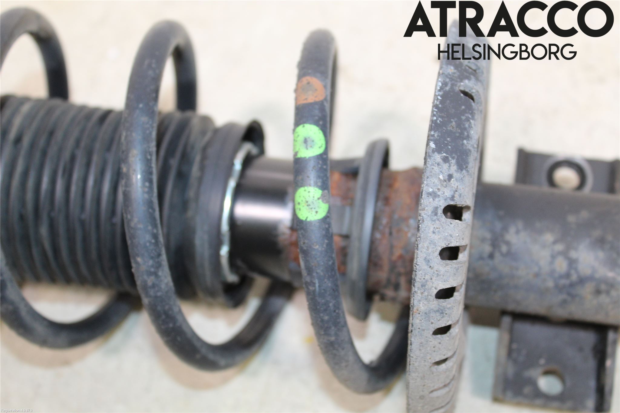 Audi A1/S1 11-18 Fjäderben Fram Höger