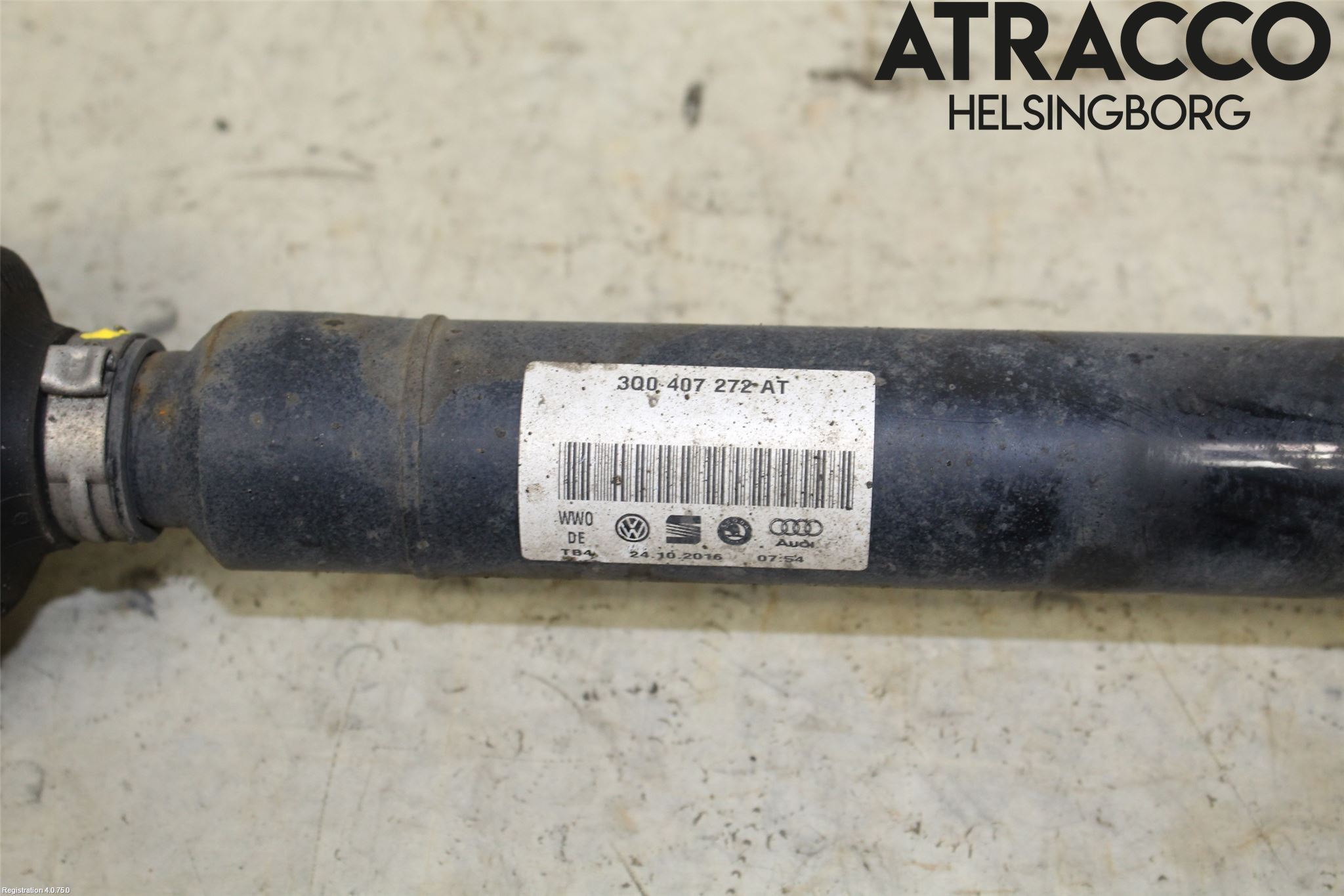 Volkswagen VW PASSAT 15-19 Drivaxel Fram Höger