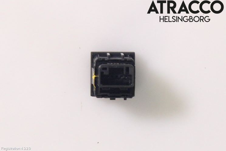 Toyota RAV4 19- Strömställare Baklucka