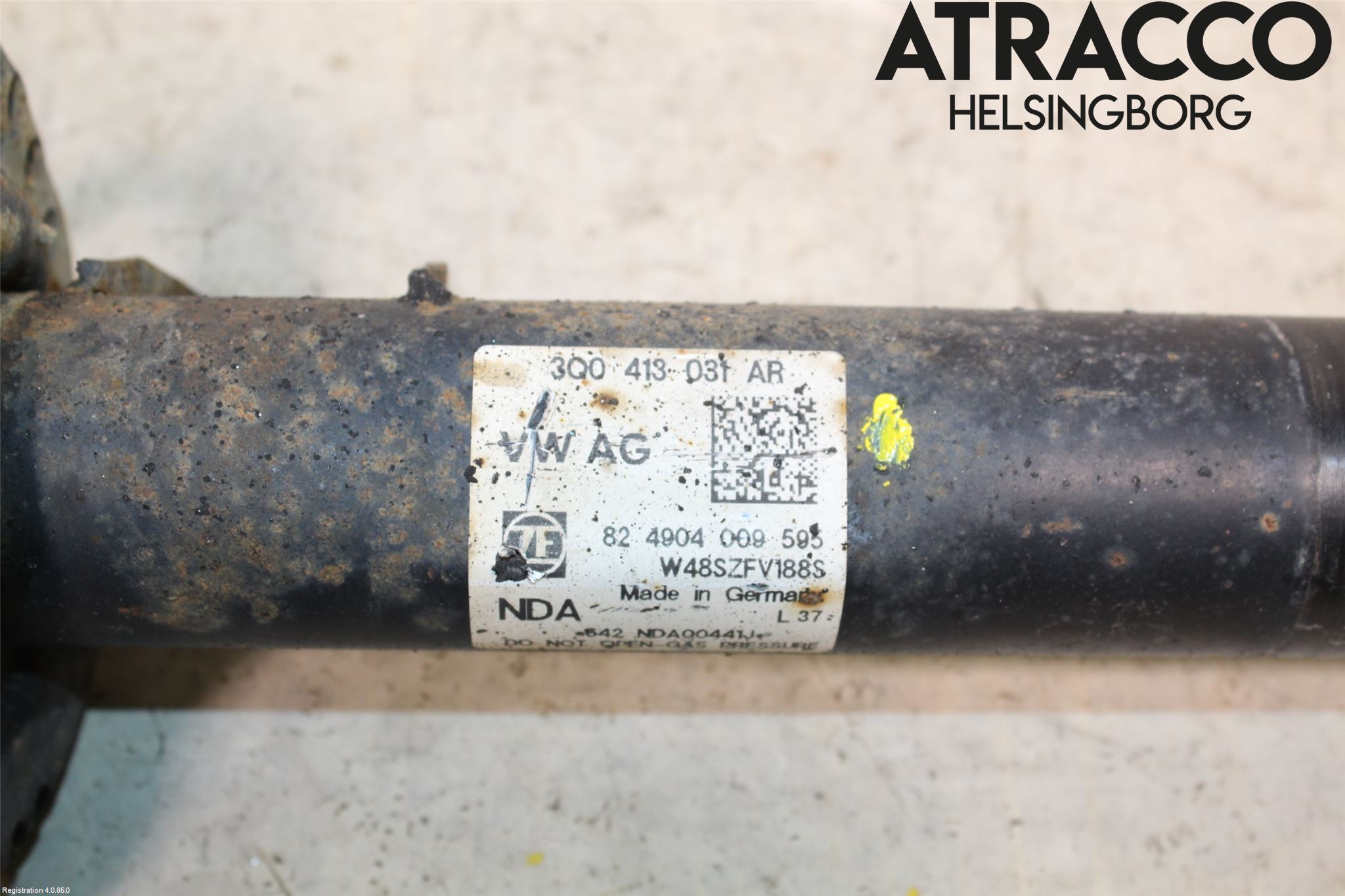 Volkswagen VW PASSAT 15-19 Fjäderben Fram Vänster