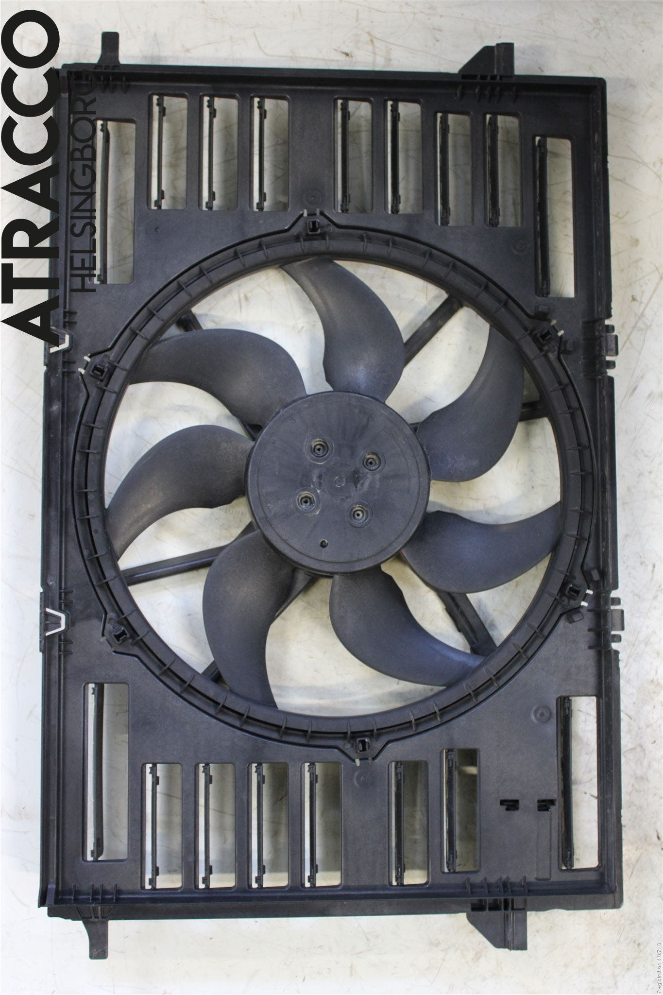 Audi A4/S4 B9 16-19 Kylfläkt El