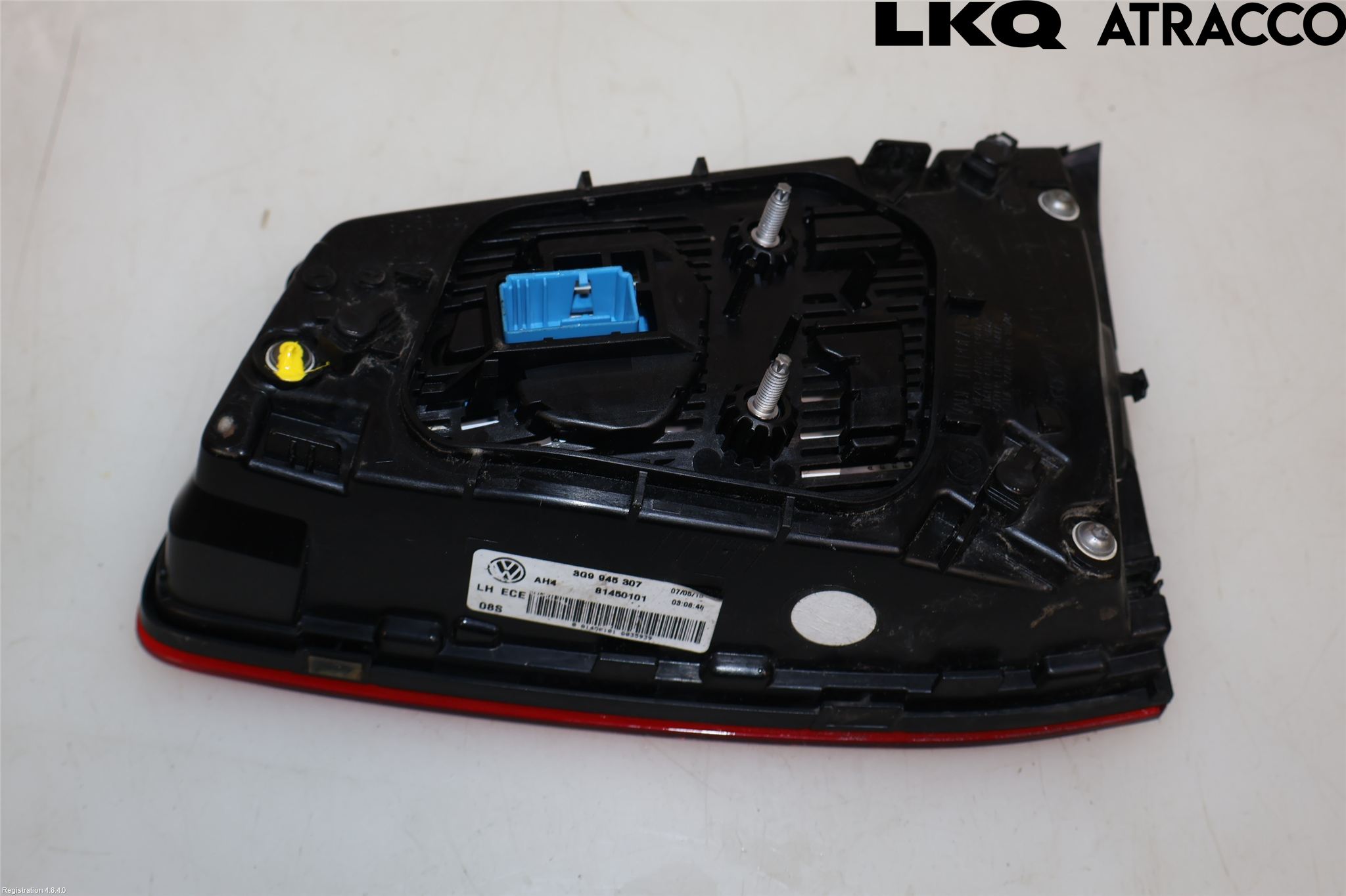 Volkswagen VW PASSAT 15-19 Bakljus Lucka Vä