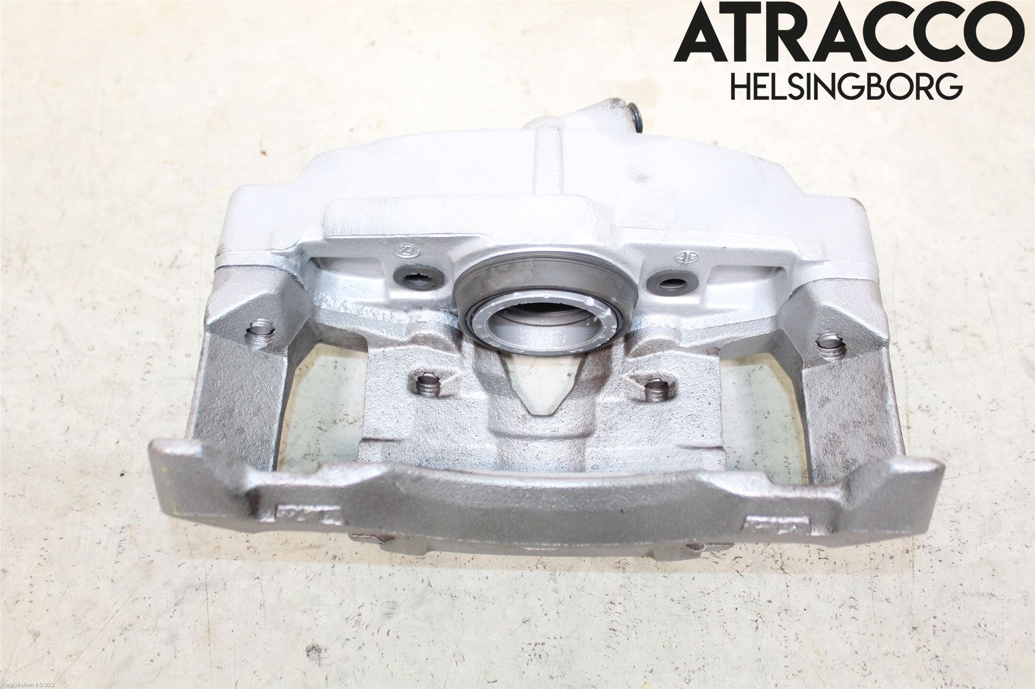 Volvo XC70 14-16 Bromsok Fram Höger