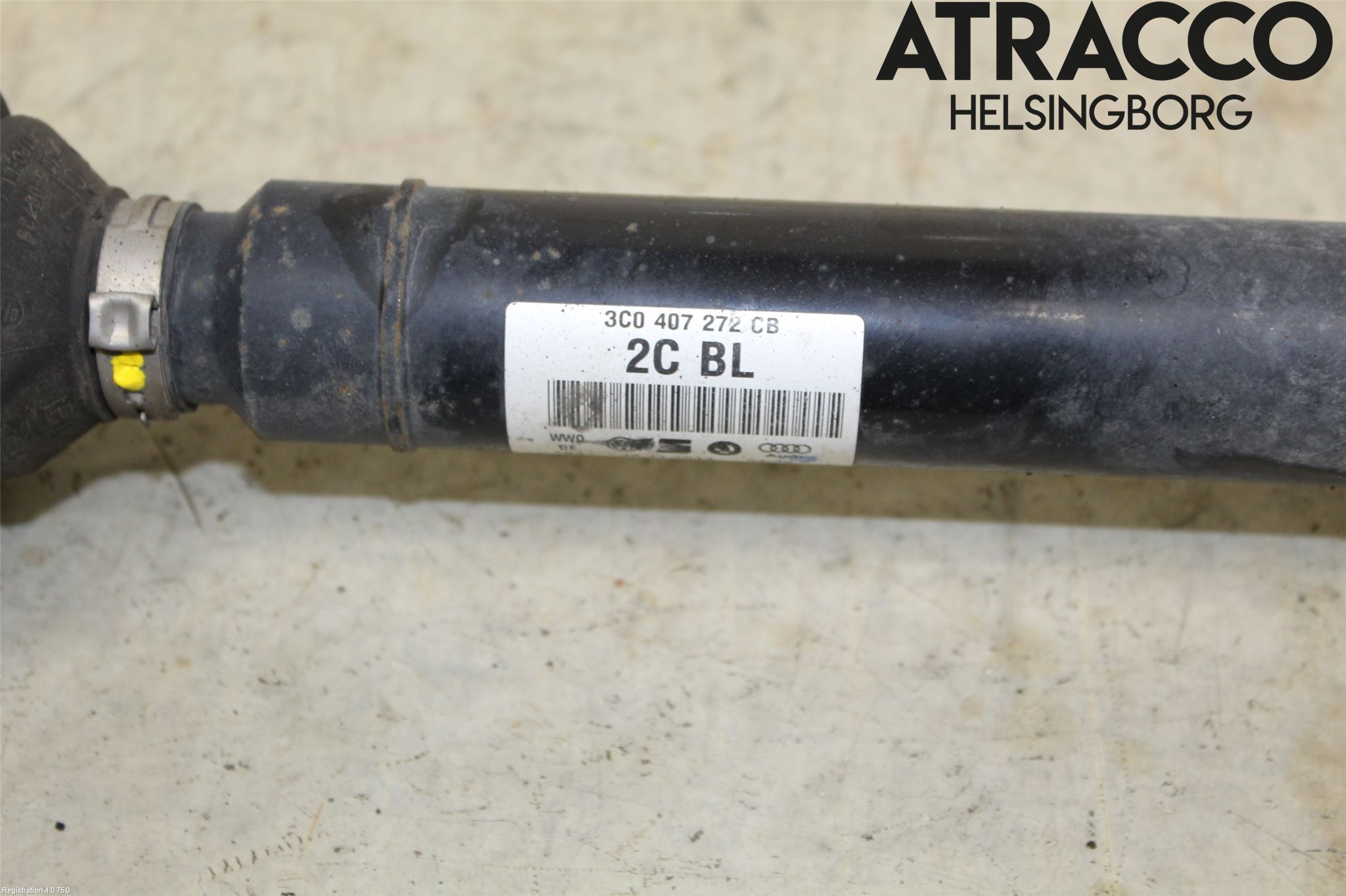 Volkswagen VW PASSAT 11-14 Drivaxel Fram Höger