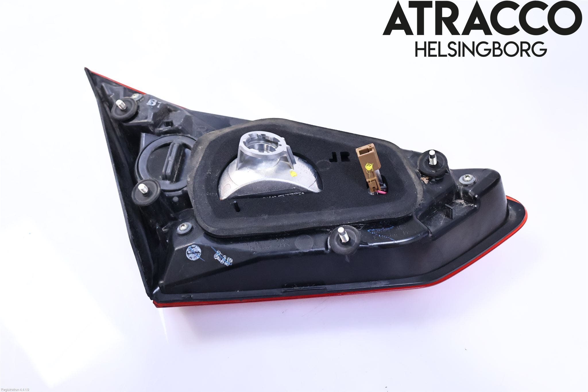 Nissan PULSAR Bakljus Lucka Hö