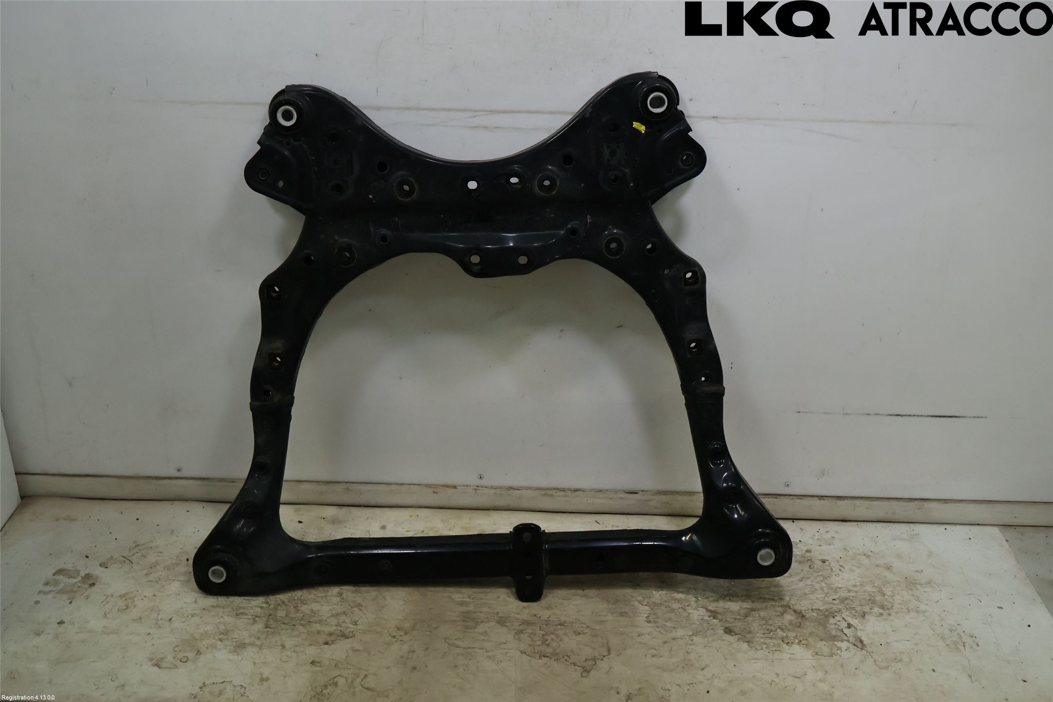 Toyota CAMRY 19-24 Framvagnsbalk