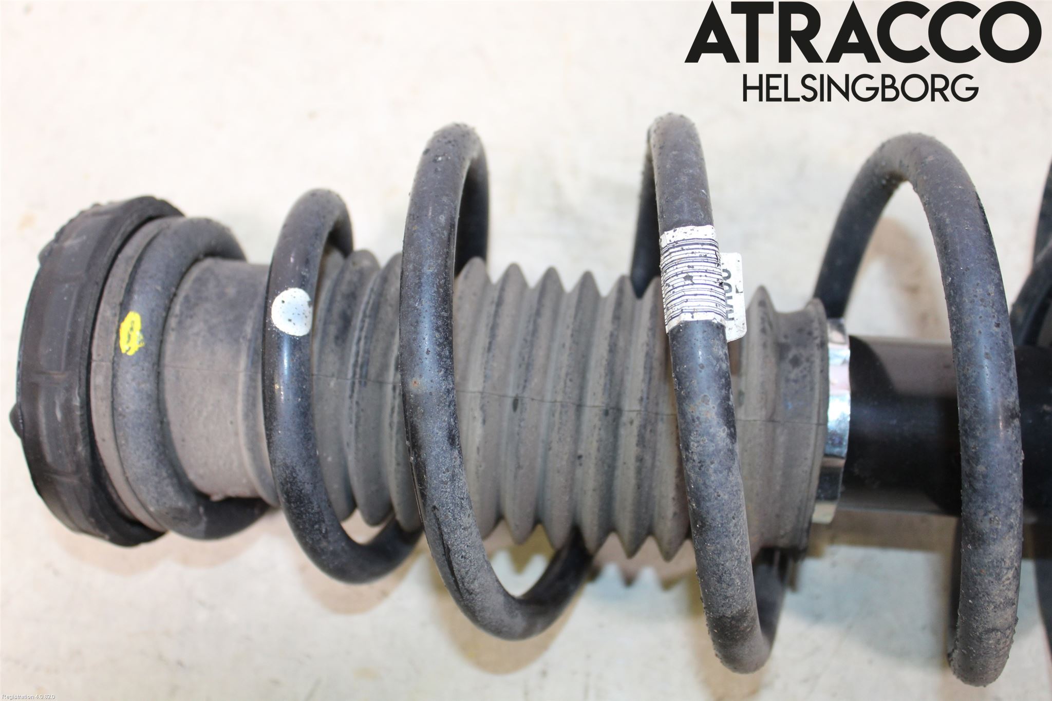 Opel ASTRA J 10-15 Fjäderben Fram Höger