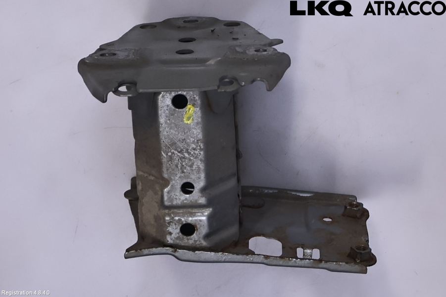 Toyota AURIS 13-19 Stötfångarbärjärn Bak
