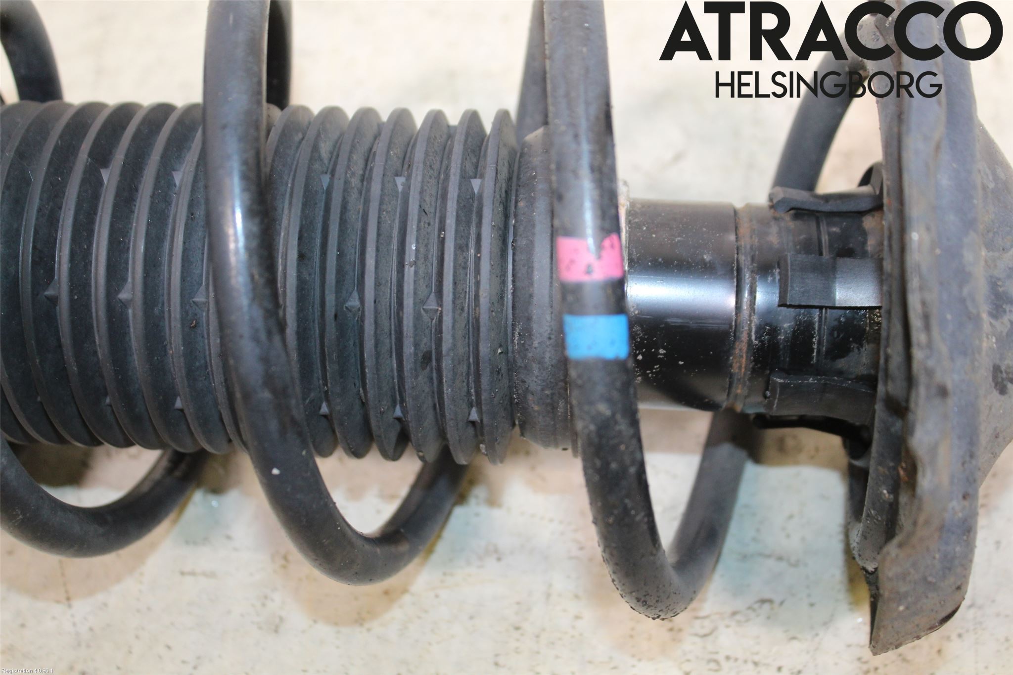 Volkswagen VW GOLF / E-GOLF VII 13-20 Fjäderben Fram Höger