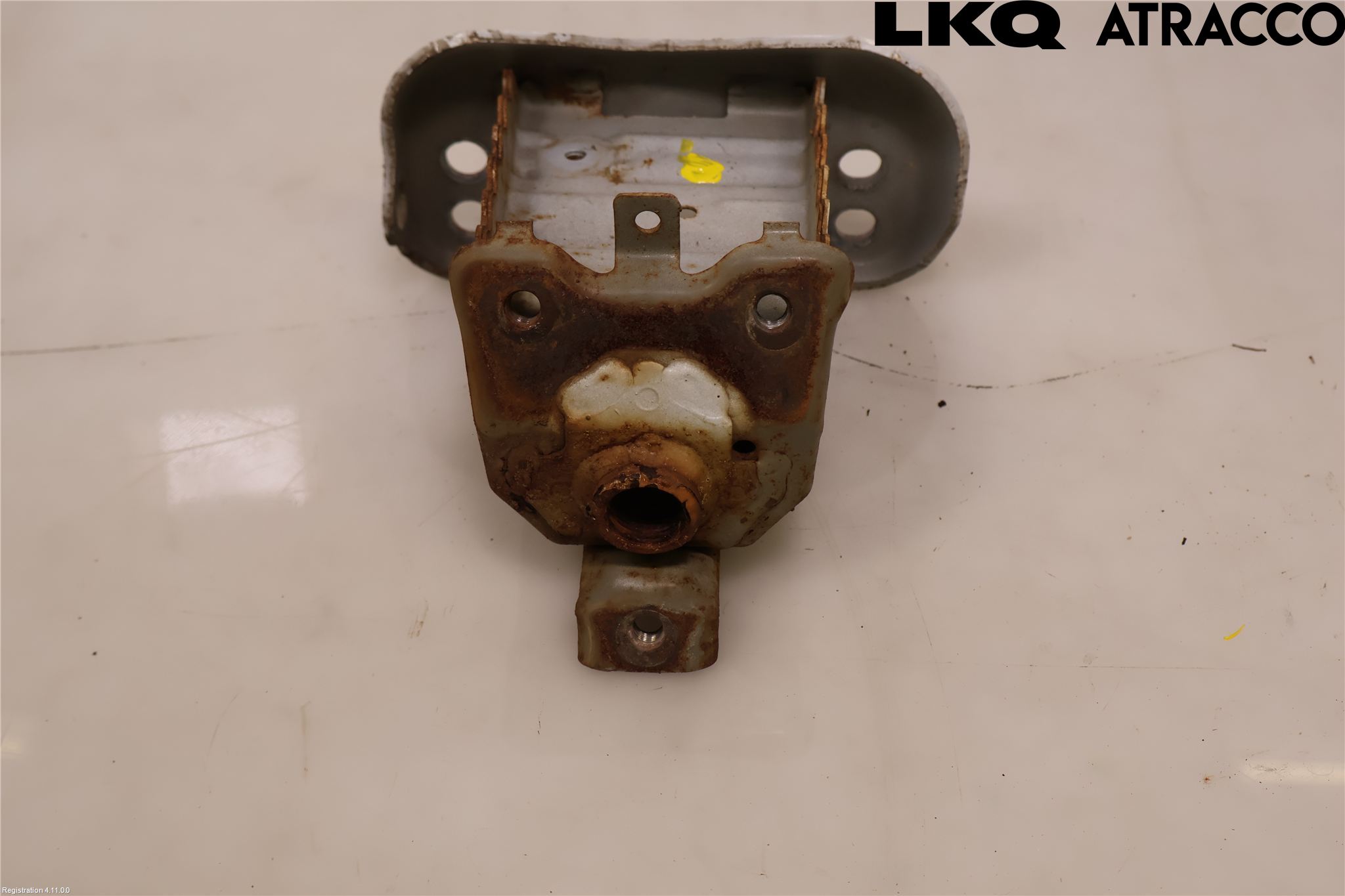 Toyota YARIS XP130 12-14 Stötfångarbärjärn Fram