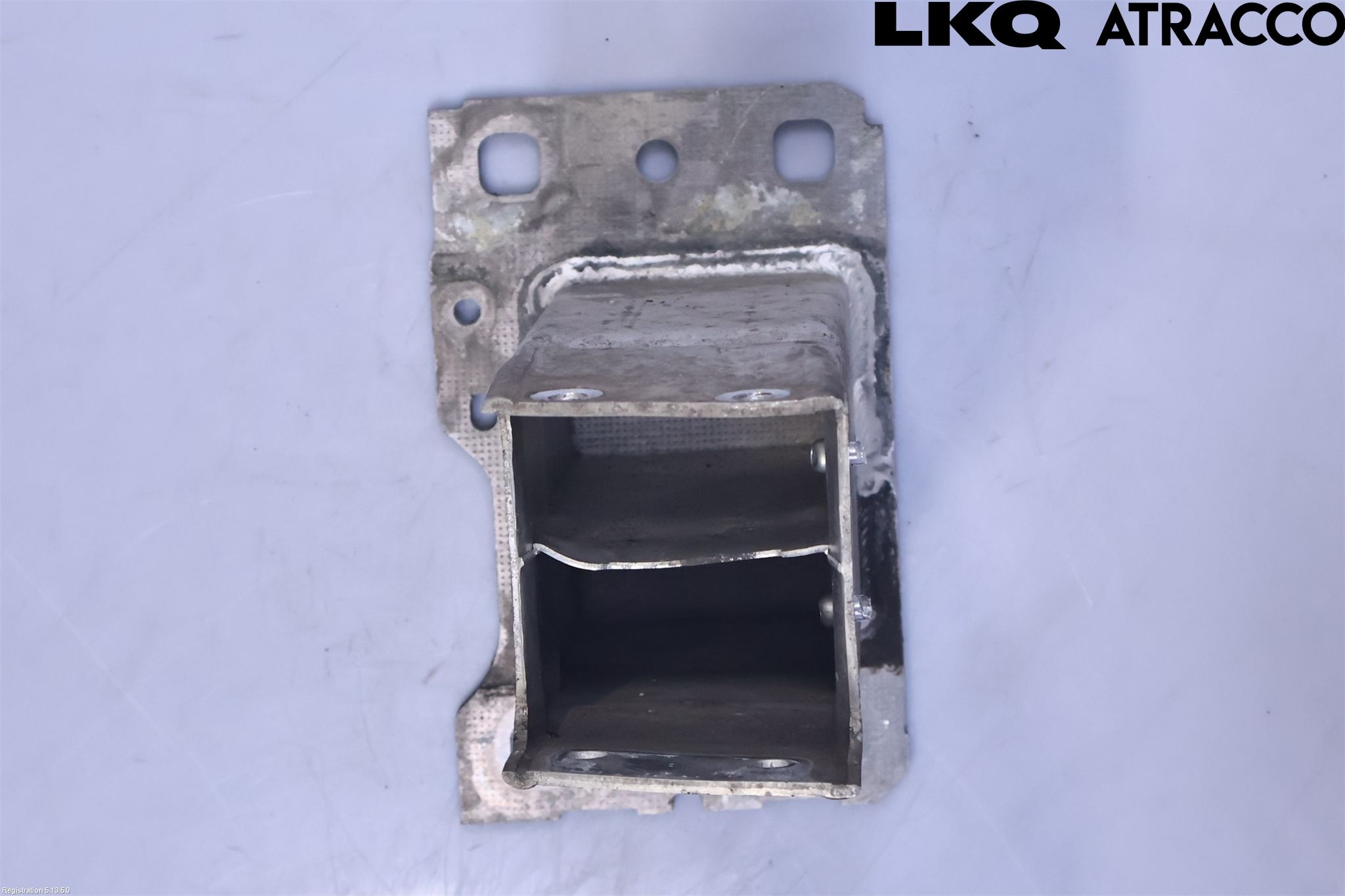 Audi A4/S4 B9 16-19 Stötfångarbärjärn Fram