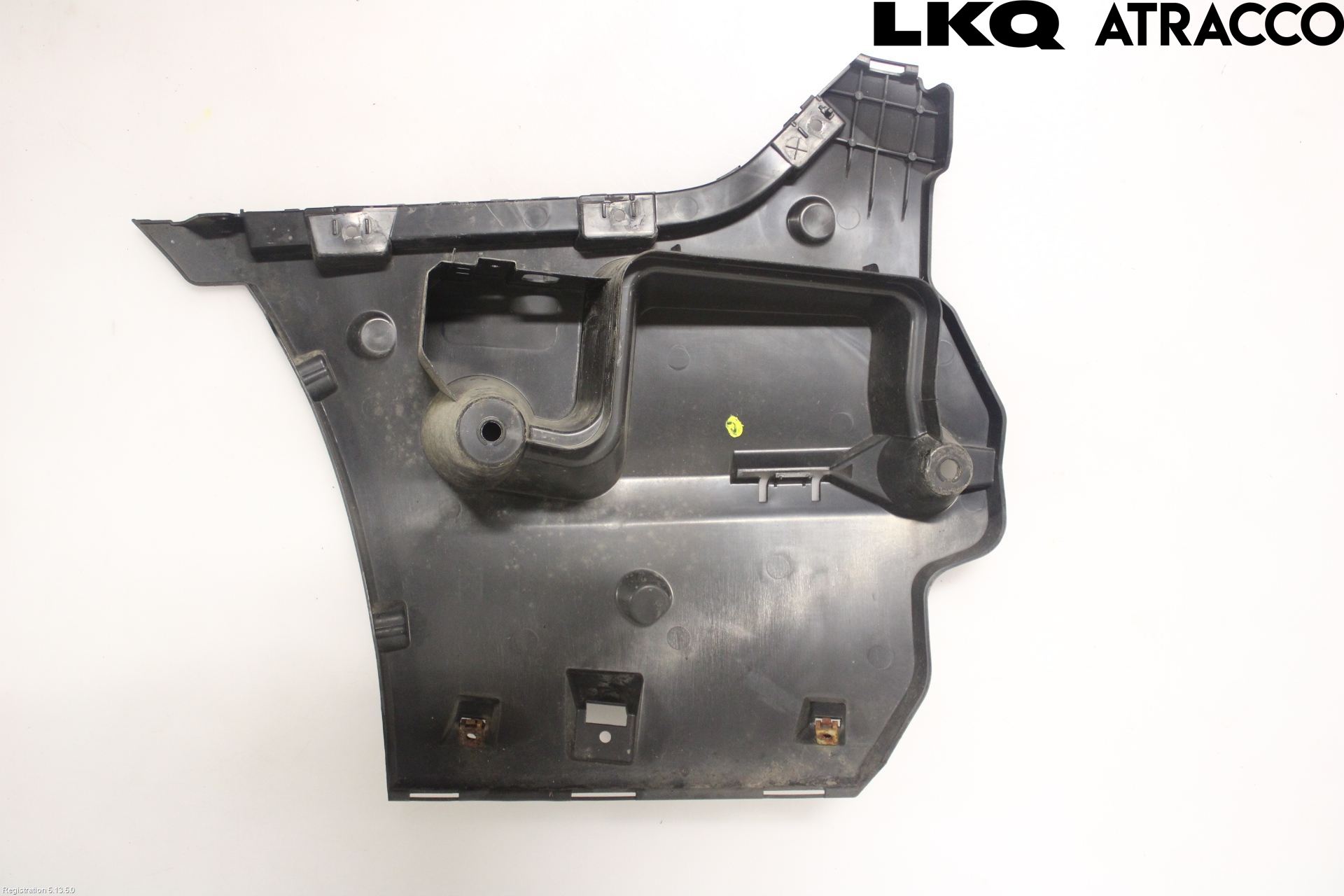 BMW 5 F10/F11/F18 09-17 Stötfångarfäste Bak Hö